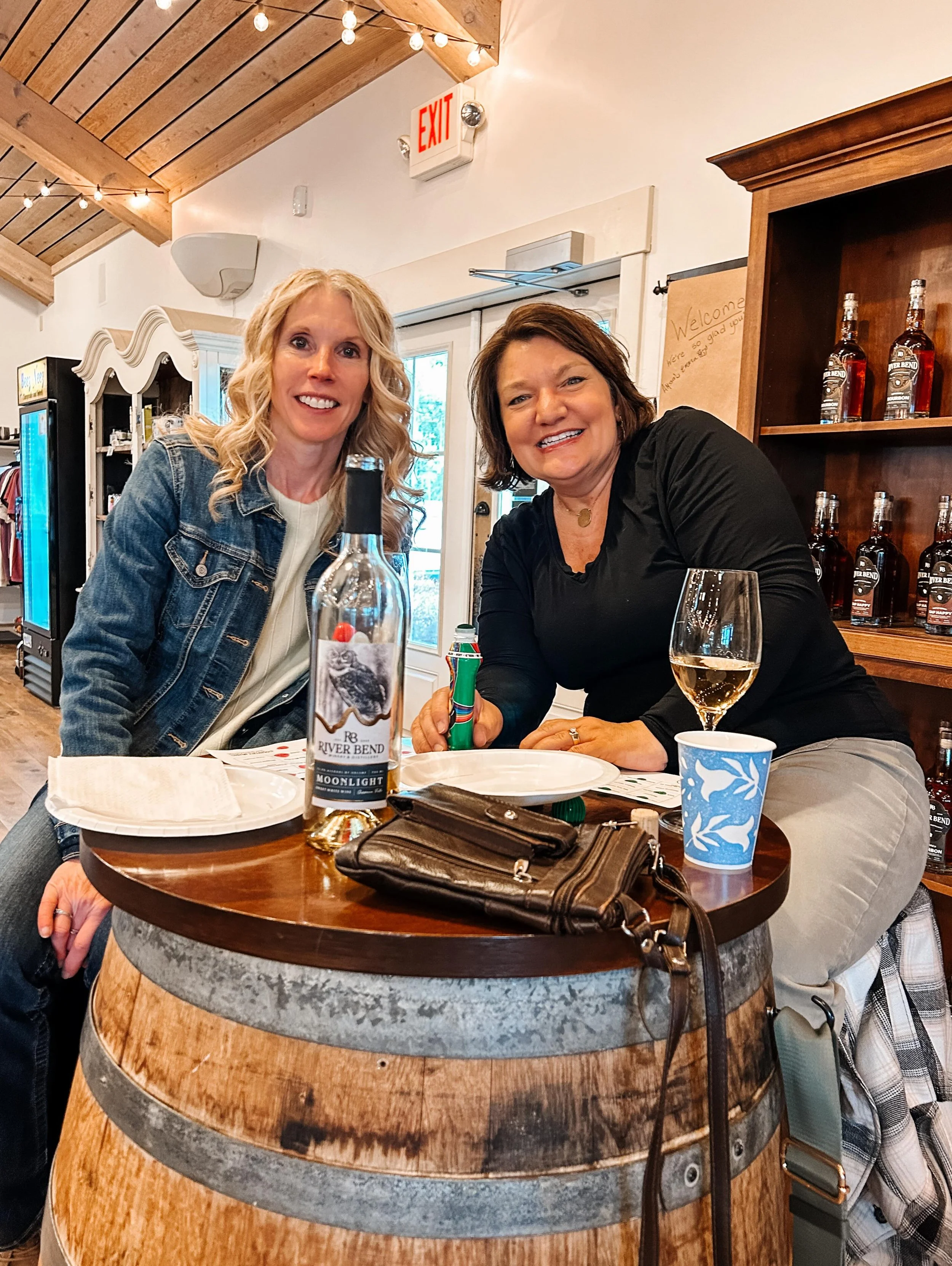 &ldquo;Sweet Caroline&hellip; good times never seemed so good&hellip;&rdquo; 🎶🍷&hellip;especially at Music Bingo with @carlson.events! Join us every Wednesday from 6&ndash;8pm and sing along to all your favorite songs. Plus, we now serve pizza!