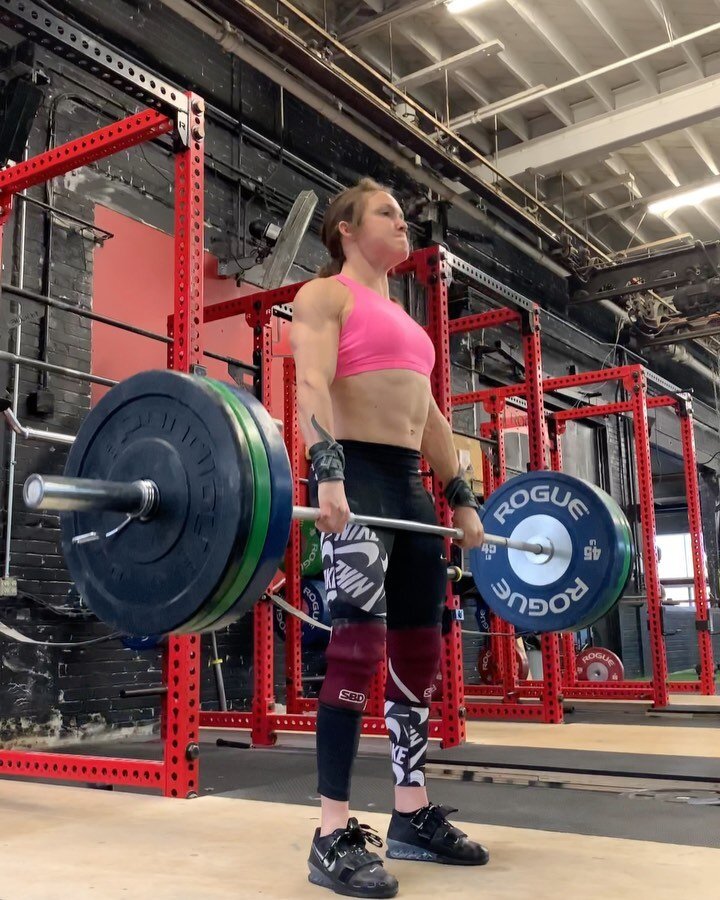 Crispy to 👉🏻 heinous 🤢 !!

It's amazing how certain cues and small changes to what you're focusing on can make such a huge difference in execution of the Olympic lifts!! That's what makes them so fun AND frustrating 😅

I don't think I'll ever get