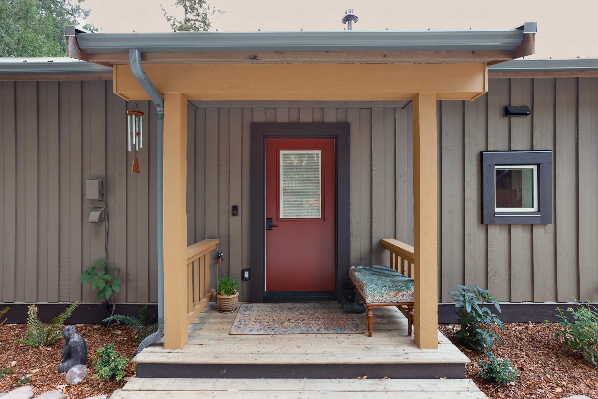 FRONT DOOR.jpg