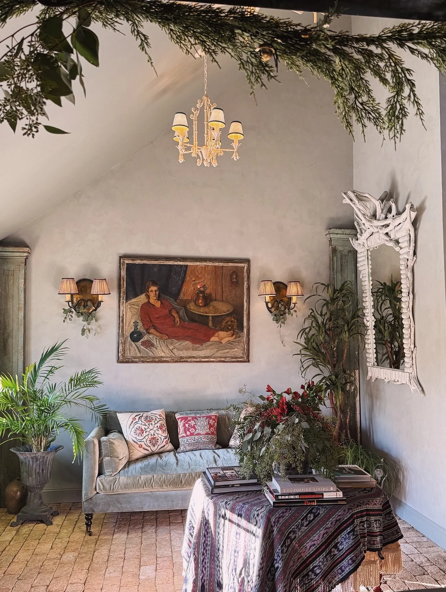 We&rsquo;re looking ahead to a cozy December and taking bookings now for our beautiful rooms in the inn with hearty meals enjoyed by the fires in the tavern. 
On Sunday, December 14 we will be hosting a special holiday dinner in the Great Hall with a