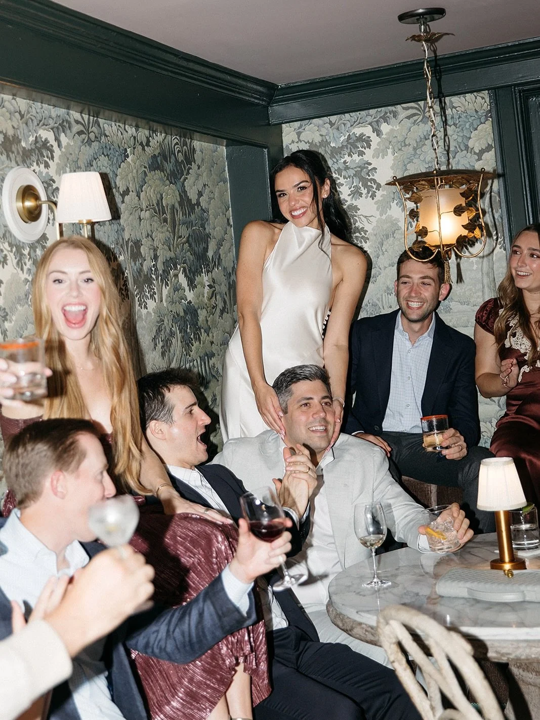 Such a beautiful wedding weekend for Carly and Max. The photos are not in any particular order, just moments that were so perfectly captured by @chelseageephotography including the rehearsal dinner in the Great Hall the night before the wedding. The 