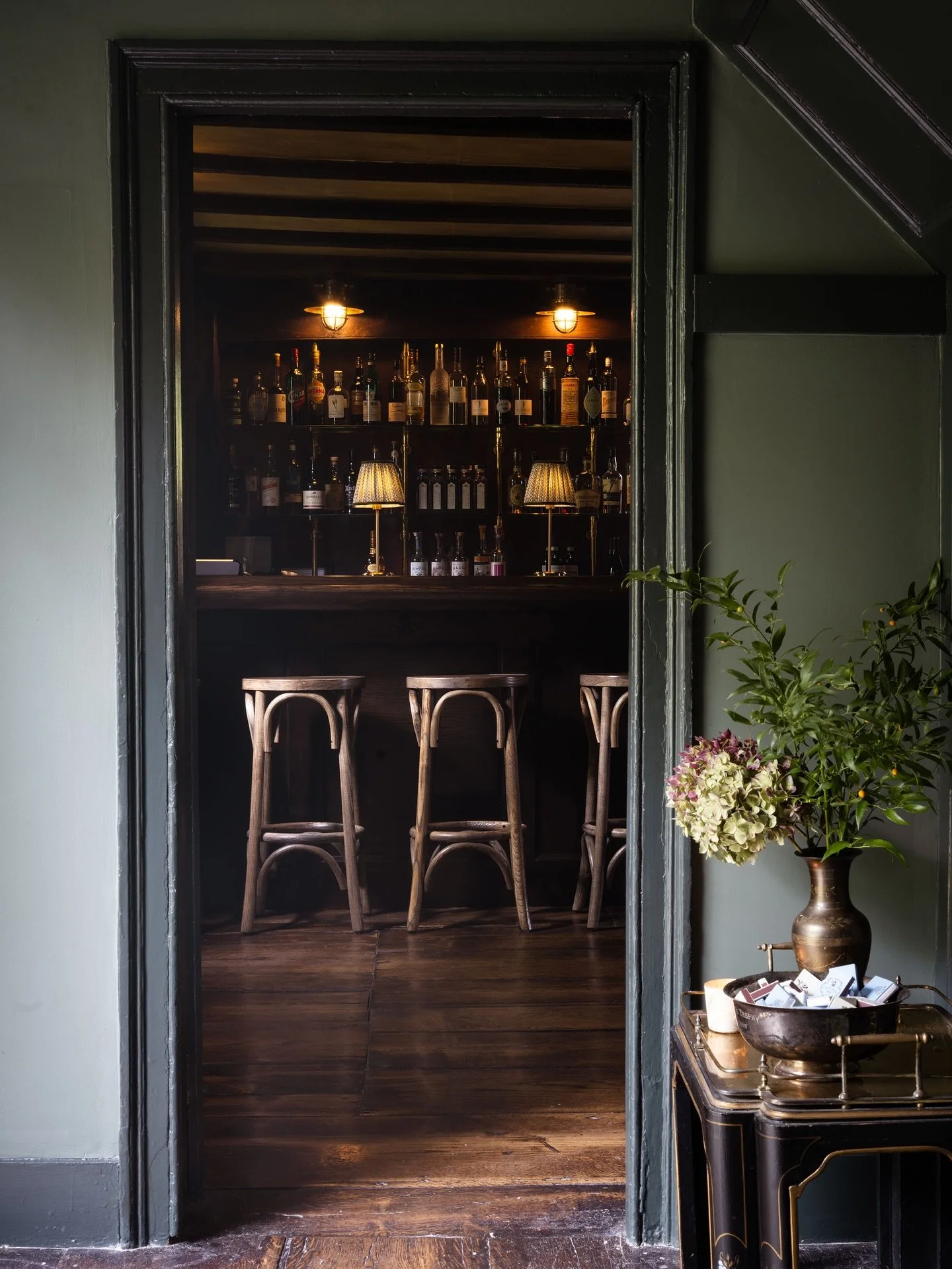 Glimpses of the view from here. 
.
.
.
#lostfoxinn #litchfieldct #litchfieldcounty #litchfieldhotel #hospitalitydesign