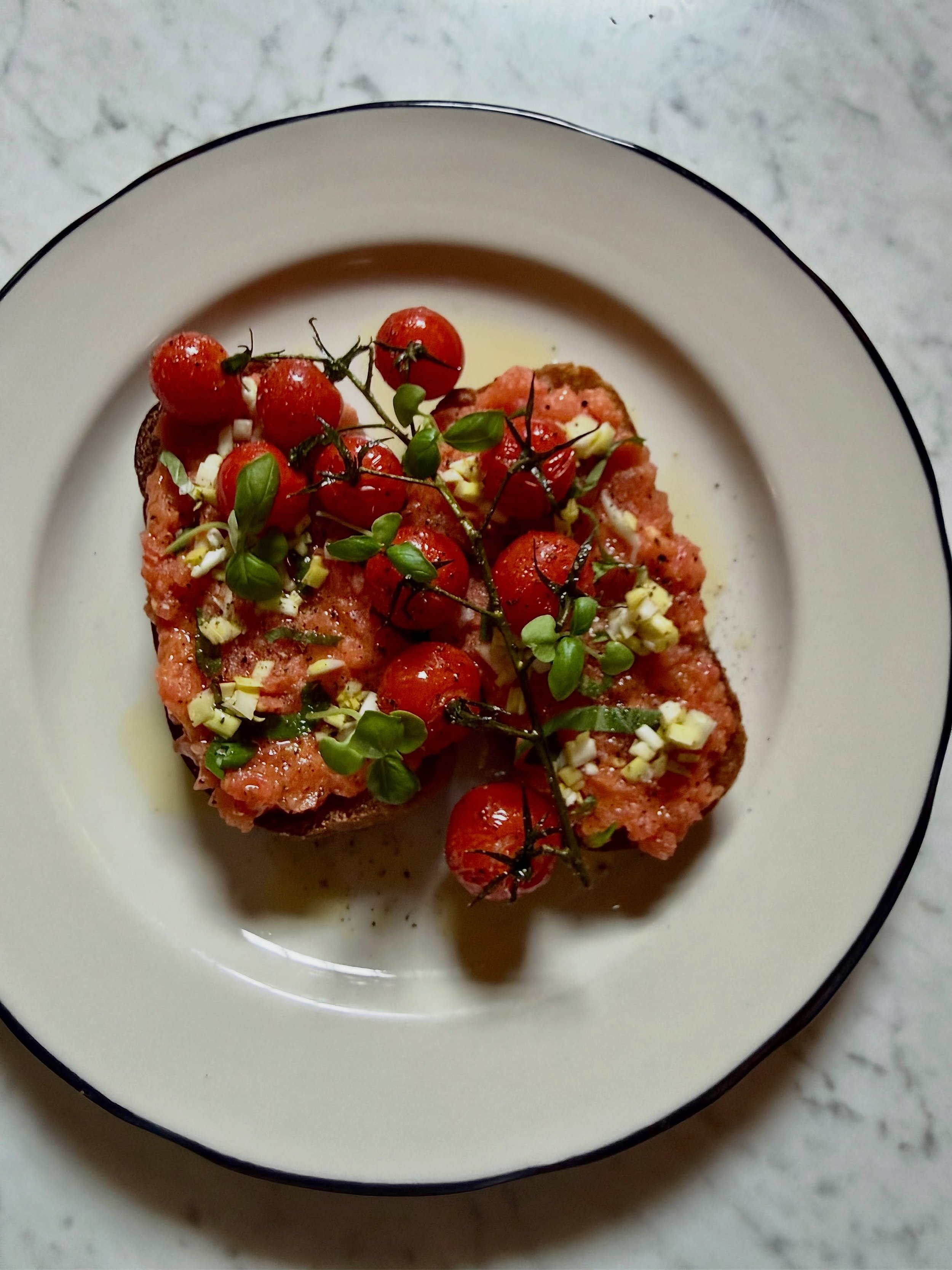 We&rsquo;re excited to present the new menu by our Chef Thomas Burke. Every dish is as beautiful as it is delicious. Come and let Chef make you something special!
.
.
.
#lostfoxinn #ctfoodies #ctfoodlovers #ctfood #litchfieldct
