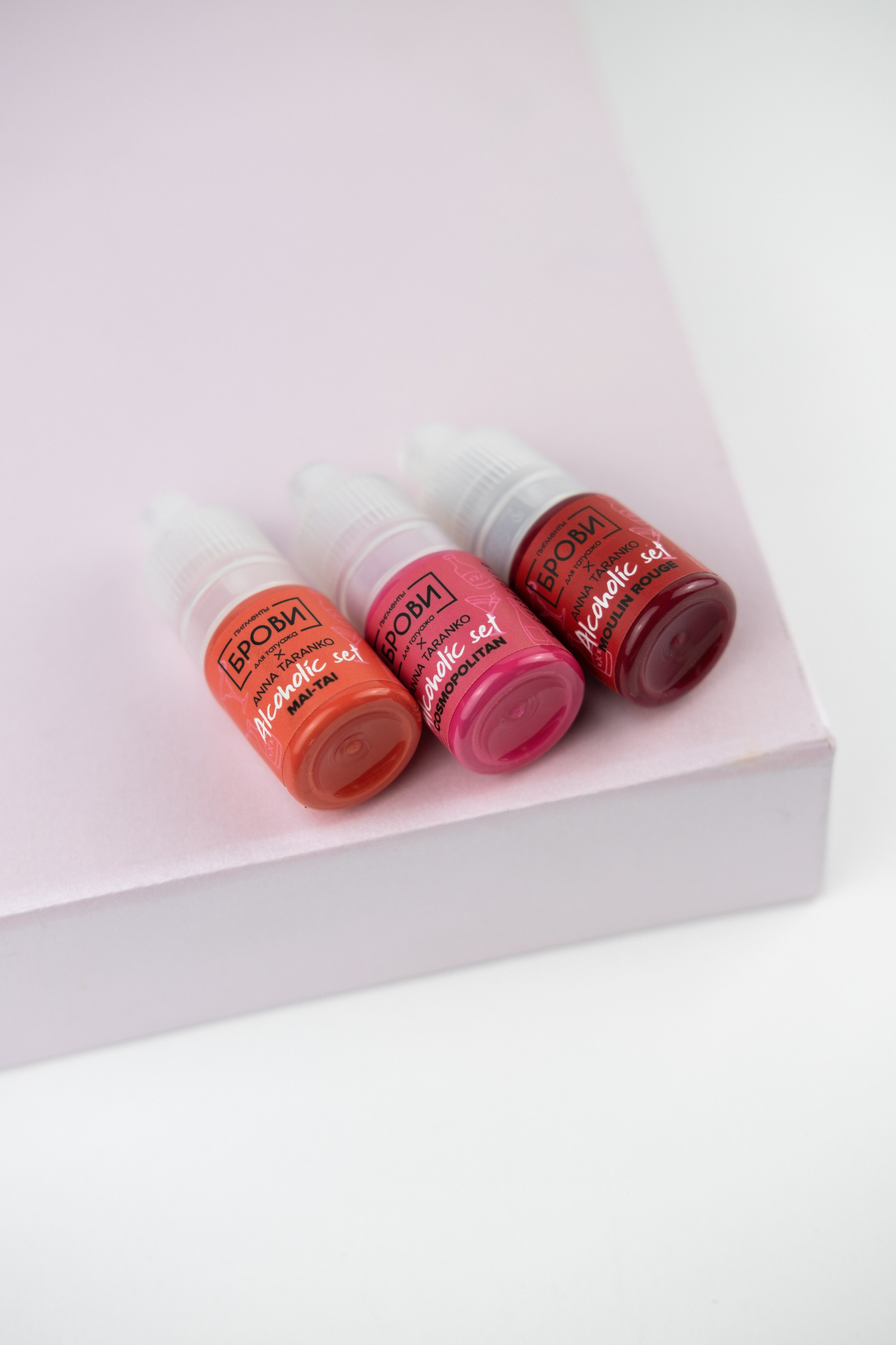 Brovi Alcoholic Set 5ml bottles on box.jpg