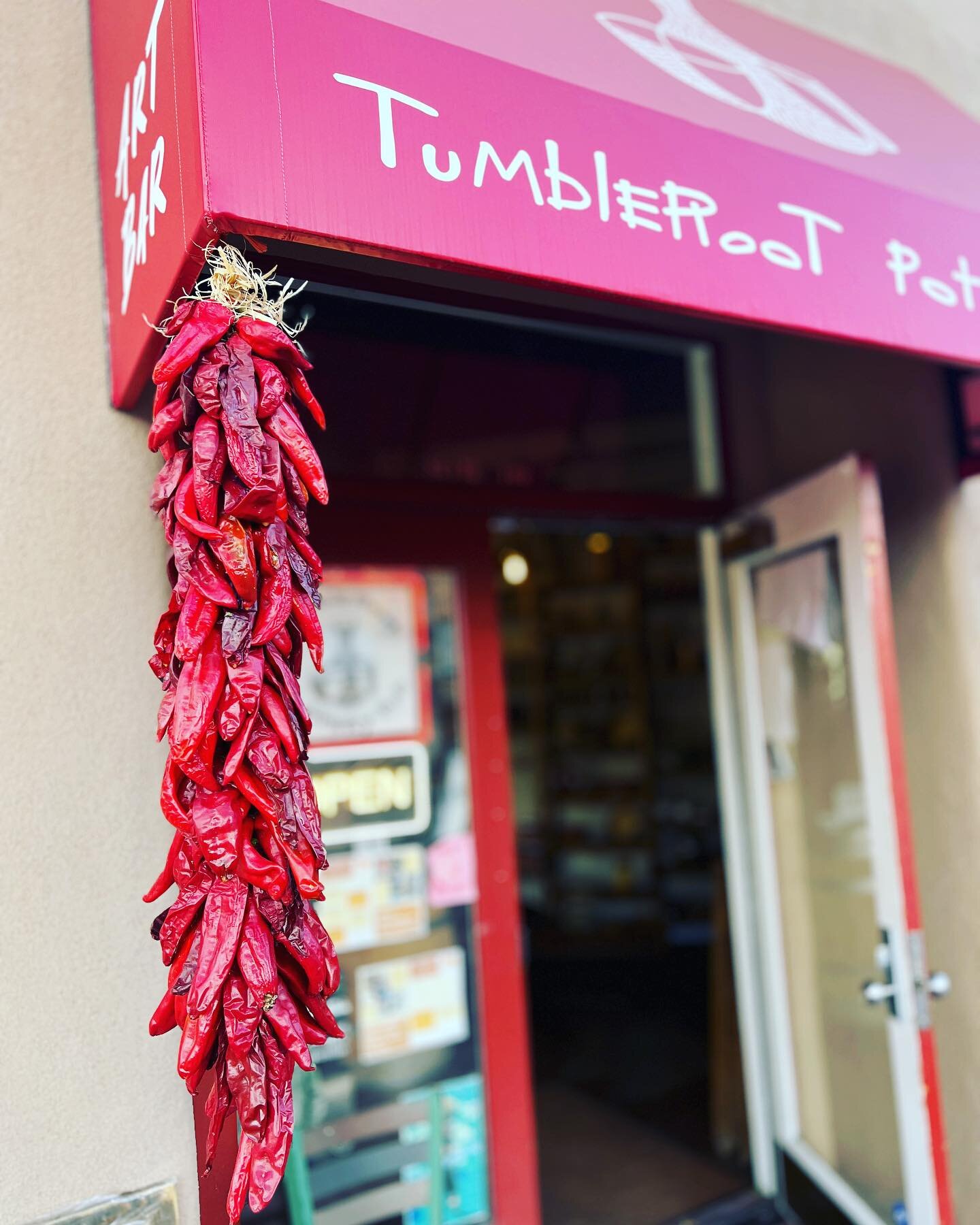 Freshly harvested ritras are a sure sign of fall in Santa Fe! #RedChile #Ristra #ChileHarvest #HappyFall #artbar #santafeplaza #TumblerootPotteryPub #CocktailsAndClay #PaseoPottery 
.
.
.
.
.&nbsp;
#Tumbleroot #PotteryPub #PaseoPottery #SudsAndMud #c