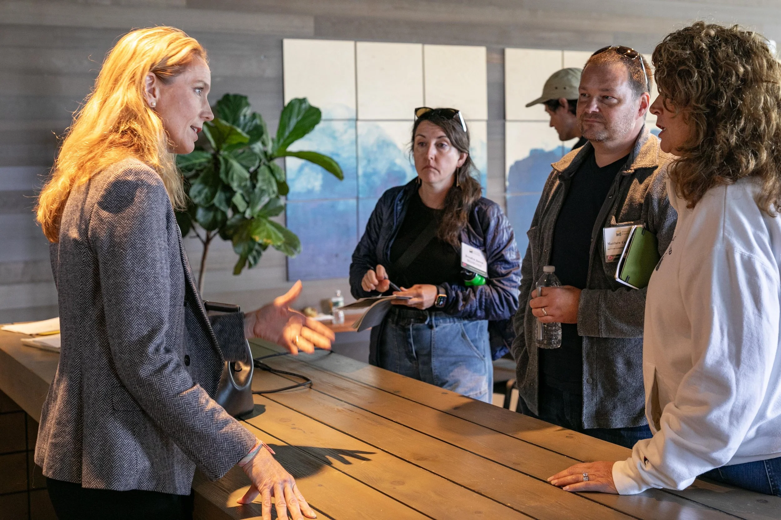 1-ModernLivingSymp_2023_eventroom_087.jpg