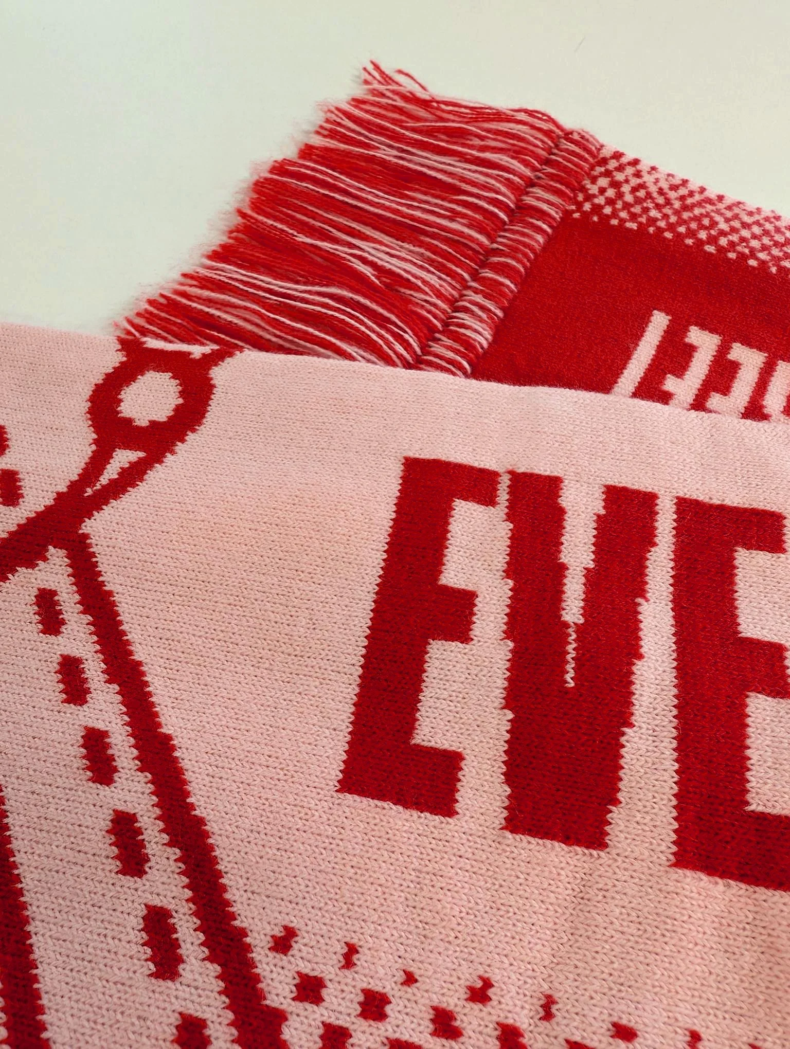 scarf-closeup.jpg