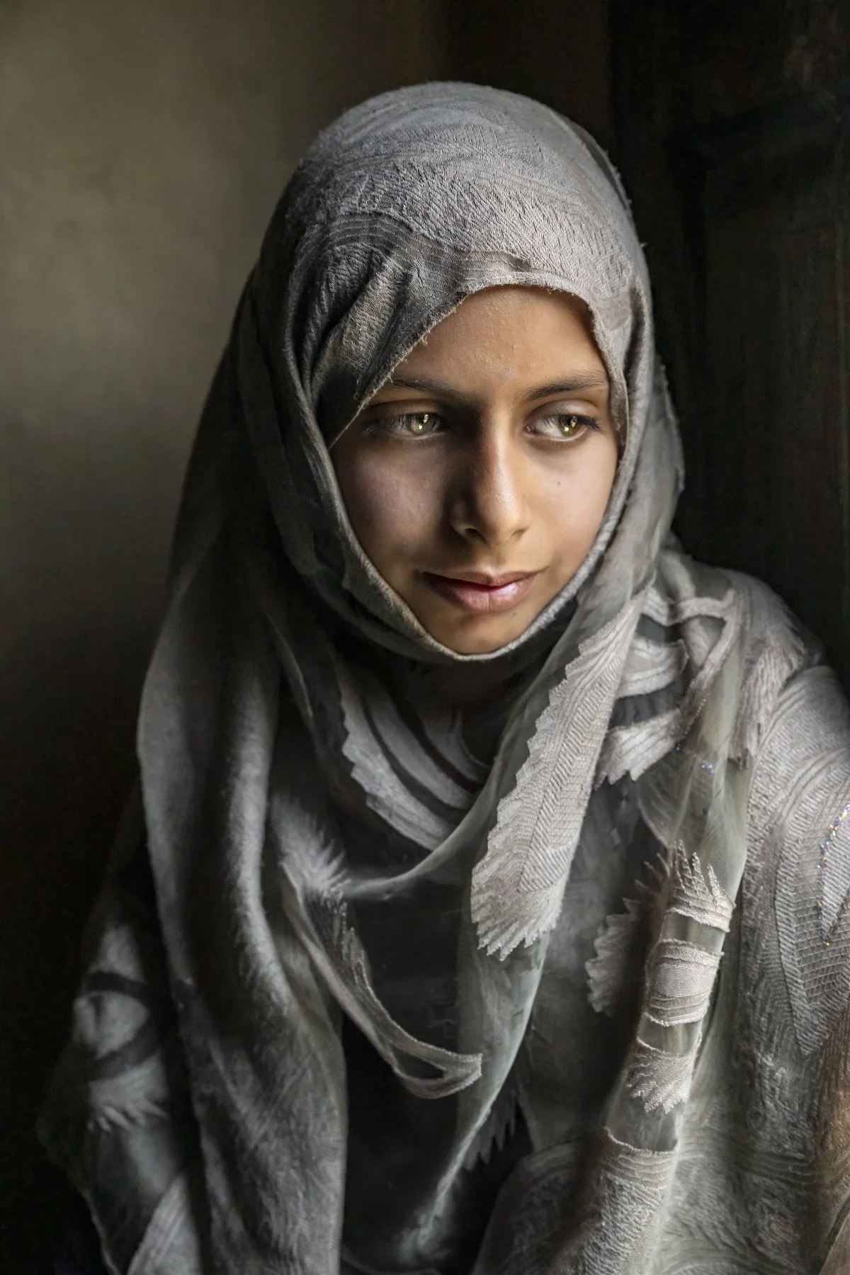Carol Thomas, Young Kashmiri Girl, 2025, photography, 20" x 16" x 1"