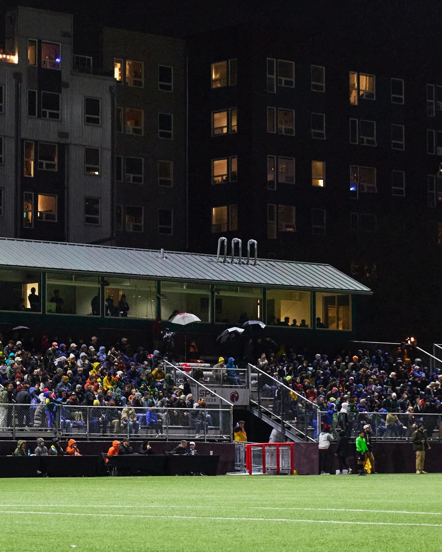 As we reflect on last week, we want to thank all the fans who showed up to cheer on @goballardfc in their @opencup run and for supporting the foundation’s “Bridge The Gap” campaign.
Thanks to @thready, we were able to sell exclusiv