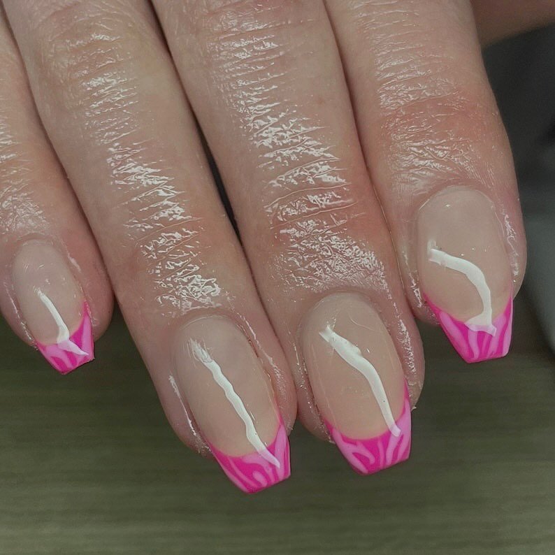 Abstract French tips 🤍 
Nails by Amy. 

- Polite reminder that we will be having a price increase from the 1st of June. 

#harrogatesalon #harrogatewaxing #harrogatenails #harrogatebeauty #harrogategelnails #harrogatebrows #harrogatebusiness #beauty