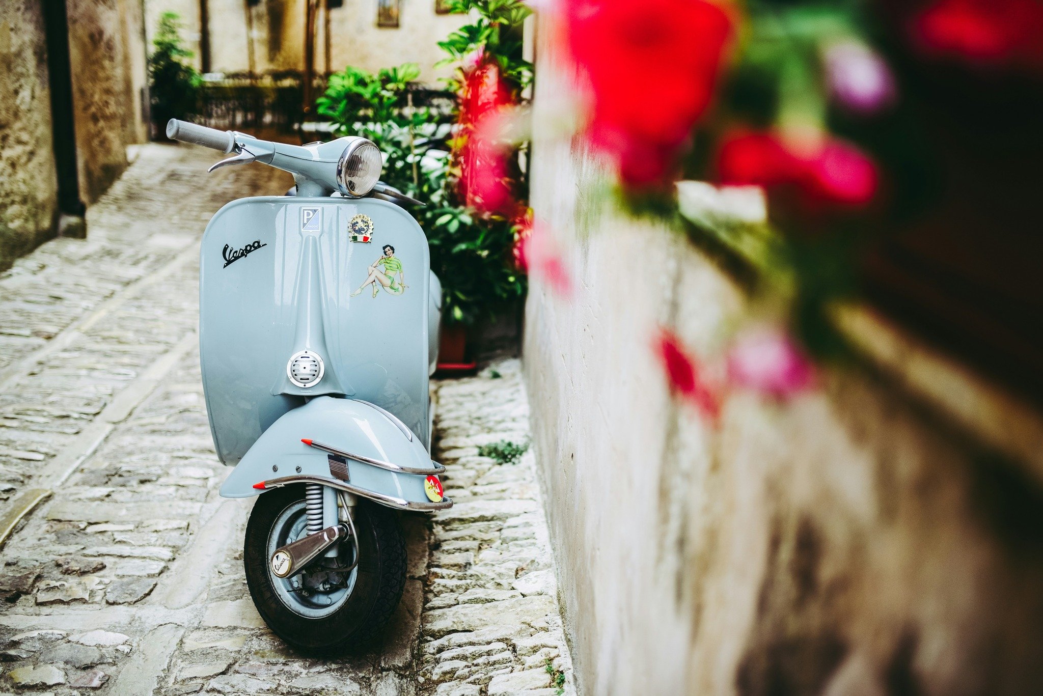 The only thing as good as an afternoon zipping around the streets of Italy on a Vespa is a spot on our terrace enjoying our summer menu.

Book a spot on our terrace using the link in bio.

 #italianfoodlondon #londonfoodguide #londonfoodblogger #spag