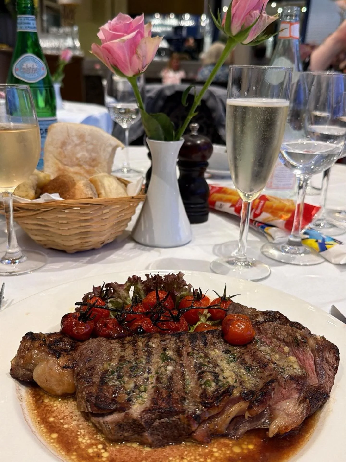 Looking for a proper Italian meal in Chelsea?

This is our Tagliata di Manzo &mdash; grilled to perfection and served simply, just as it should be.

Book your table or explore the full menu via our profile 🇮🇹