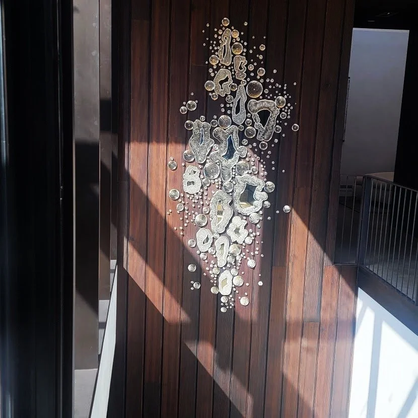 Mirrored+glass+sculpture.jpg