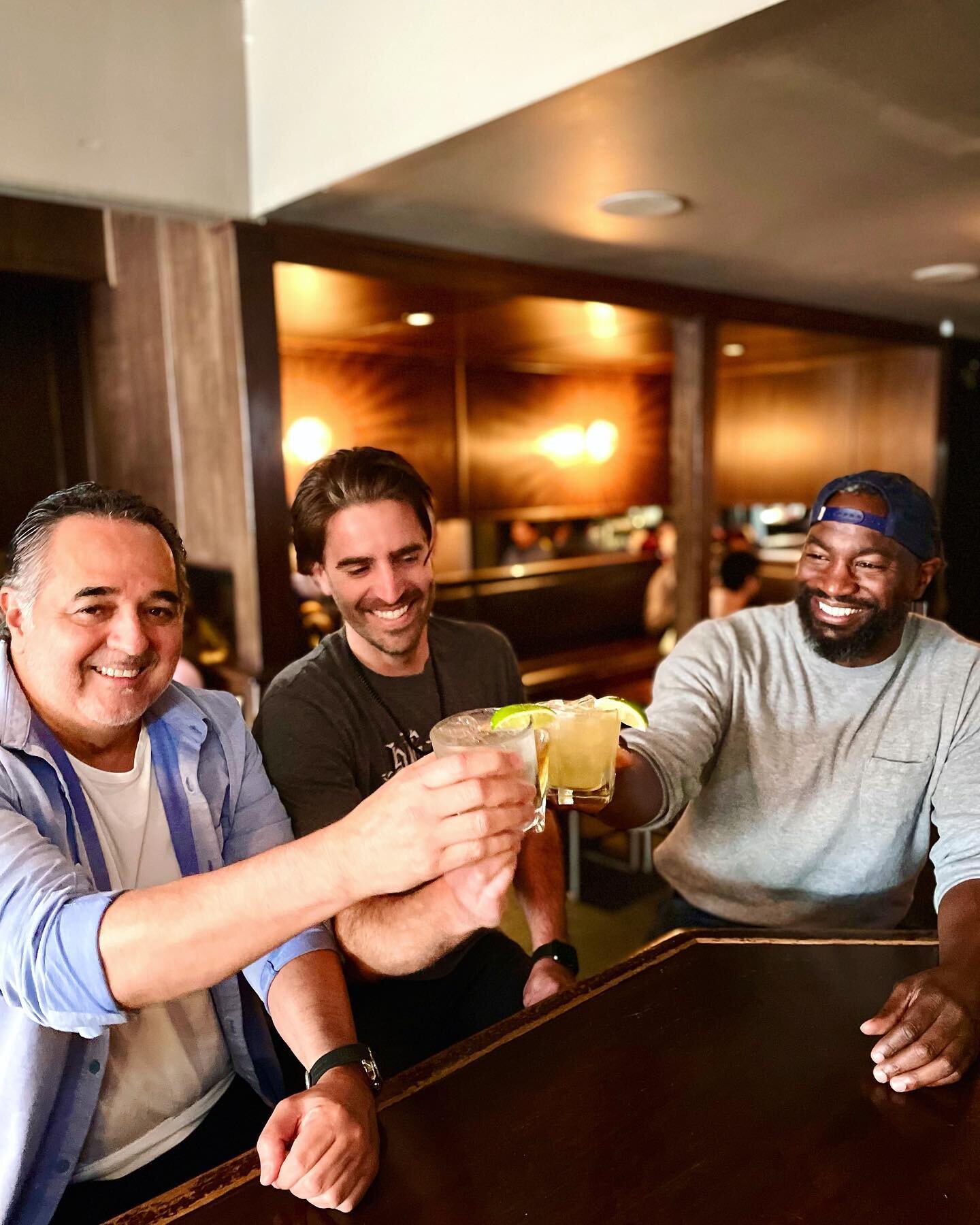 Cheers to the weekend and playoff basketball!

#nobhill #happyhour #cocktails #cheers