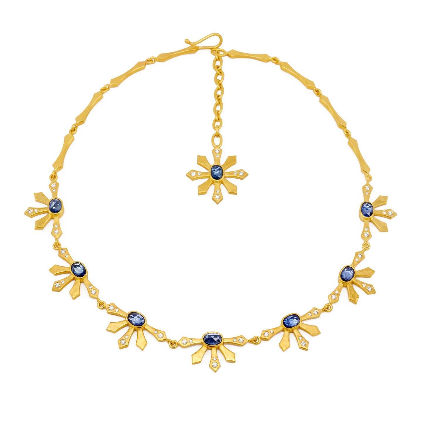 Double trouble..

Visual movement, flashes of gold, deep watery sapphires and the sparkliest diamonds dance around the neck in celebration as the flower clasp hangs alluringly down the back&hellip;or is it the front? Who&rsquo;s to say? Wear it how y