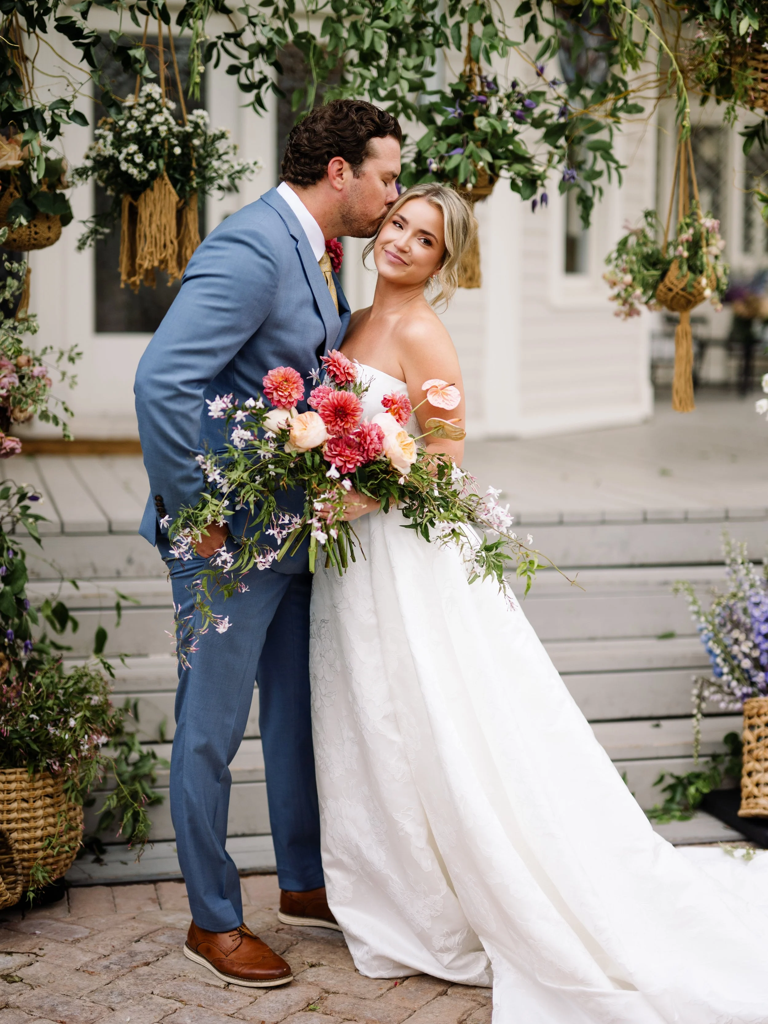       
  
    The Real Cost of Wedding Flowers in Houston  If you’ve started researching wedding flowers in Houston, you’ve probably noticed one thing quickly. The prices seem wildly different depending on where you look.  One source says $2,000. Ano