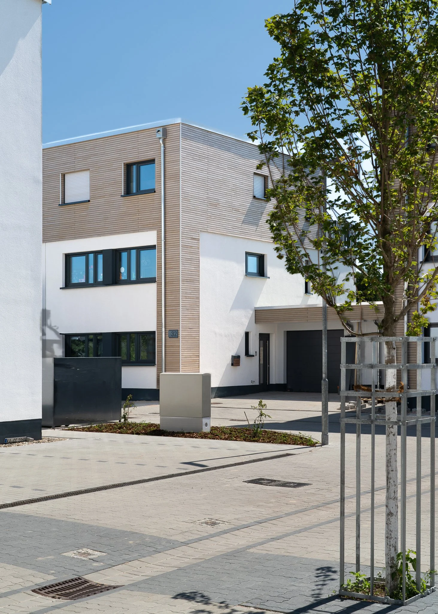 Karlsdorf-Neuthard-14.jpg