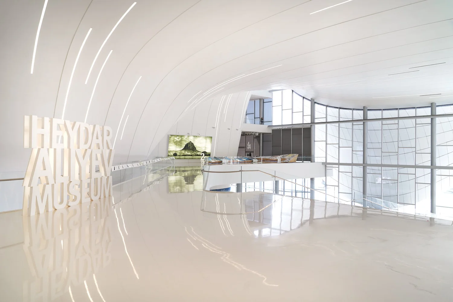 Heydar Aliyev Center, Baku - one of the most fascinating masterpieces ...