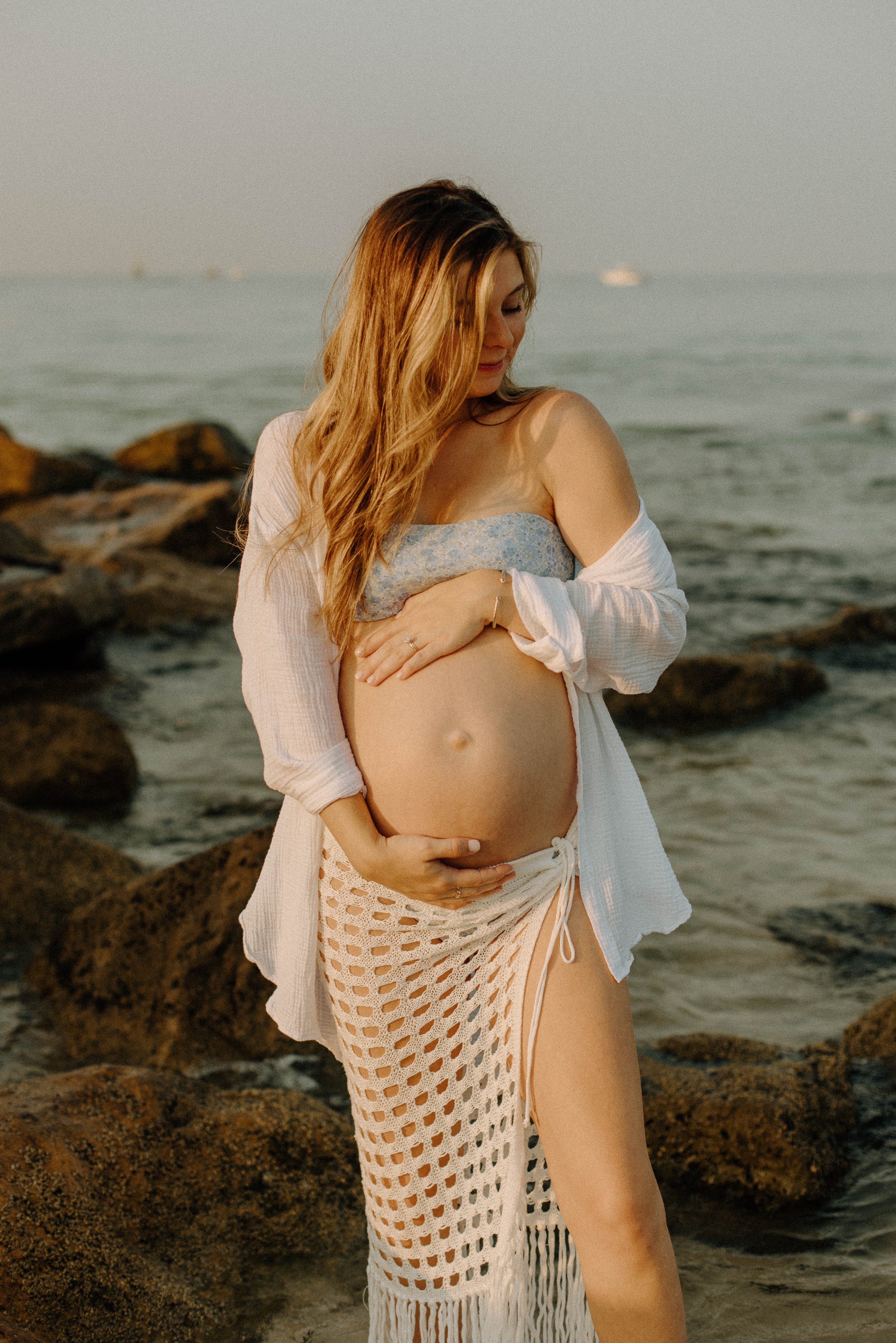 Sunrise-Babymoon-Photos-Orange-Beach-Maternity-Photographer-Michelle-Hatcher113.jpg