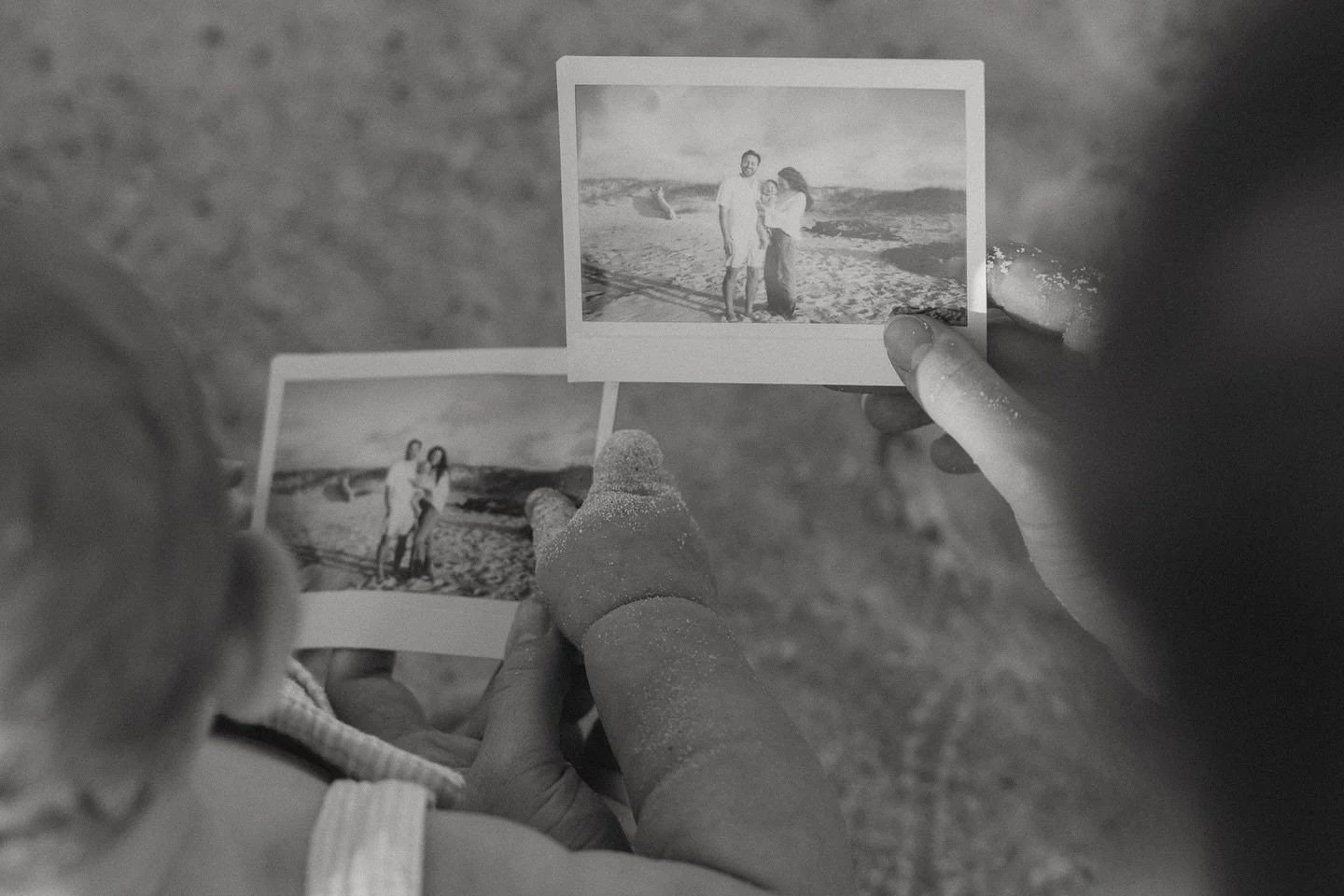 Realized the feed needs some summer beach sessions, so why not one of my favorite little (growing) families ❤️❤️ 

#sunrise #gulfshoresphotographer #orangebeachphotographer #documentaryphotographer #gulfcoastphotographer #alabamaphotographer #filmpho