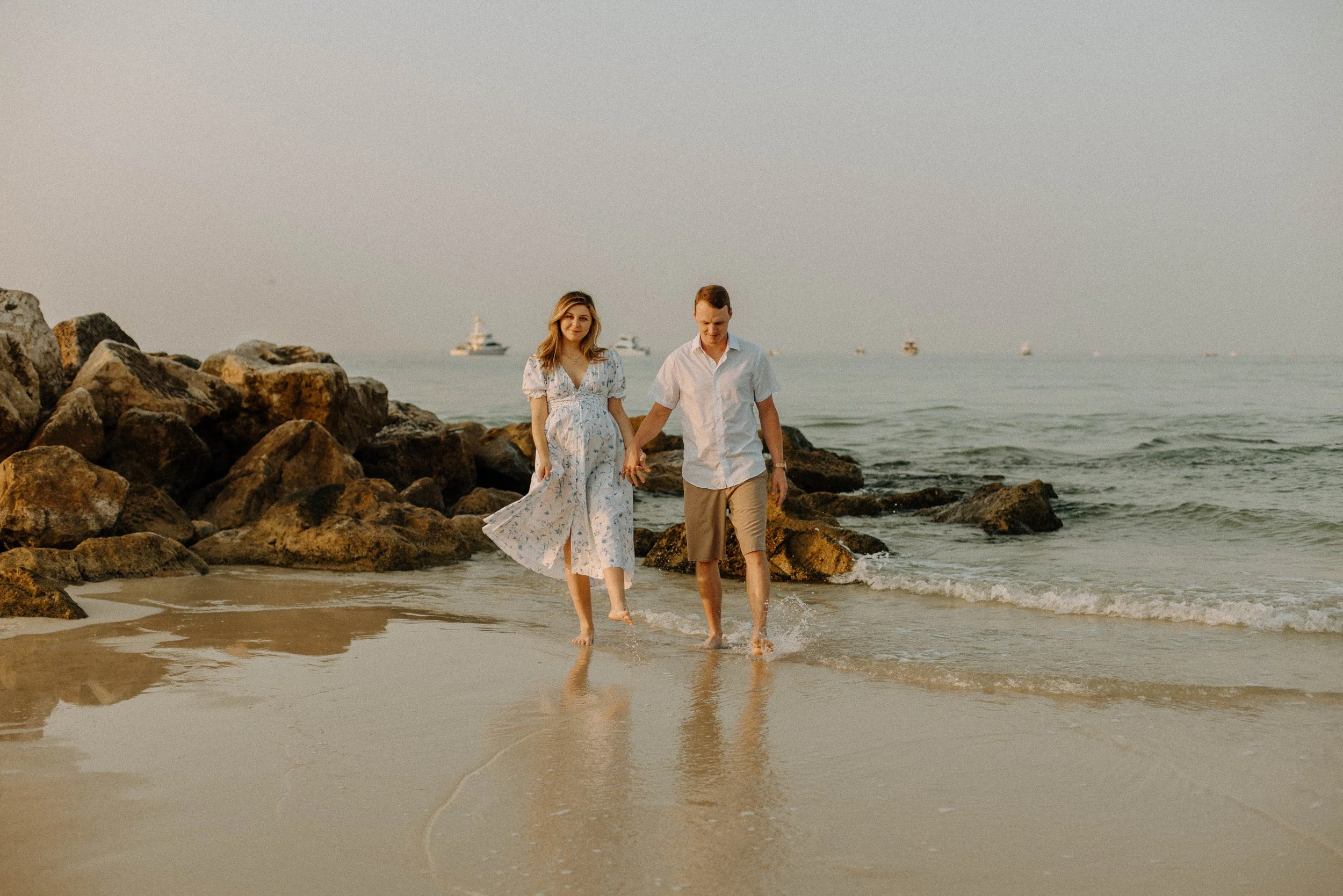Maternity-Beach-Photography.jpg