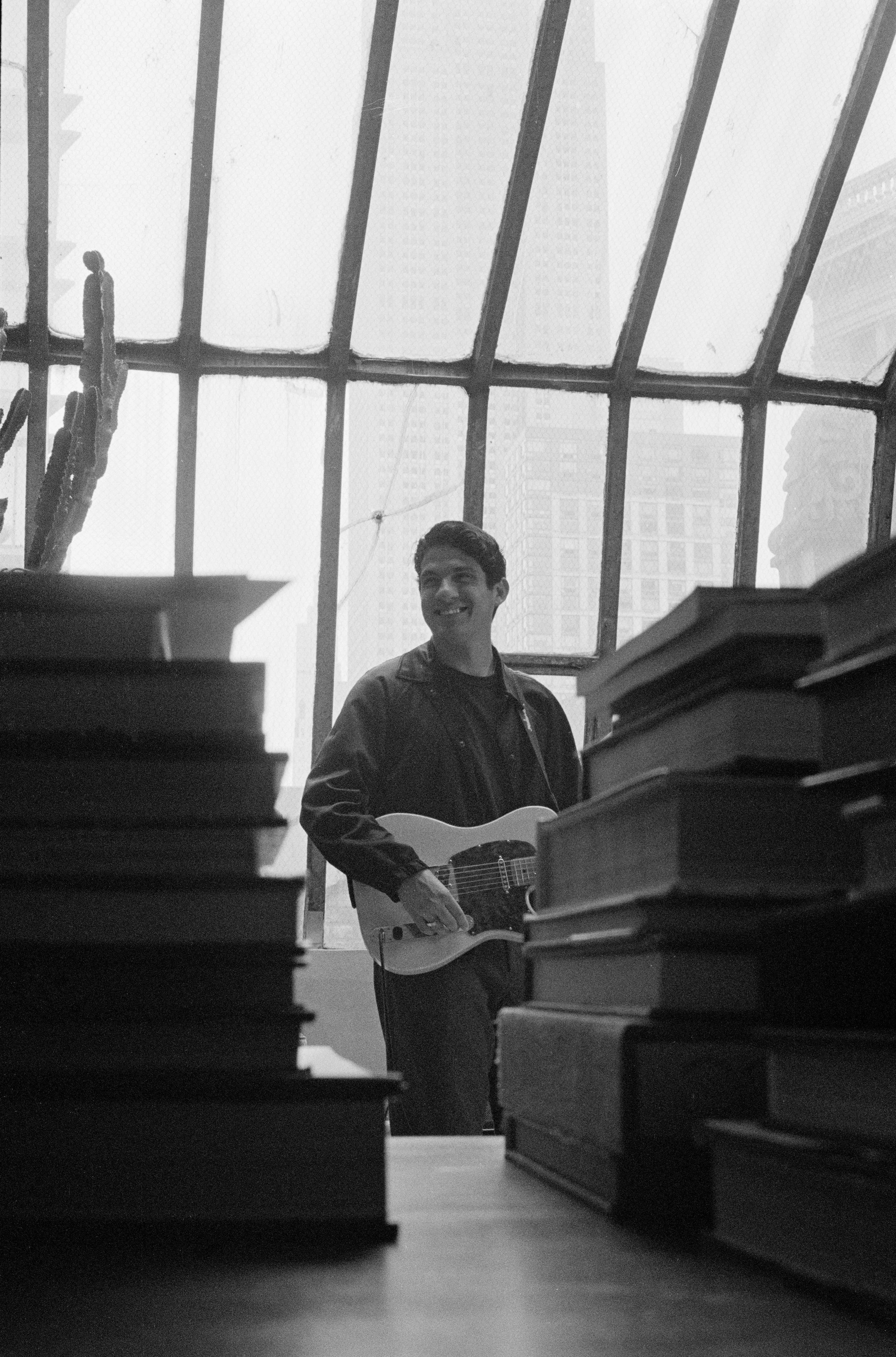 Guitar_working001.jpg