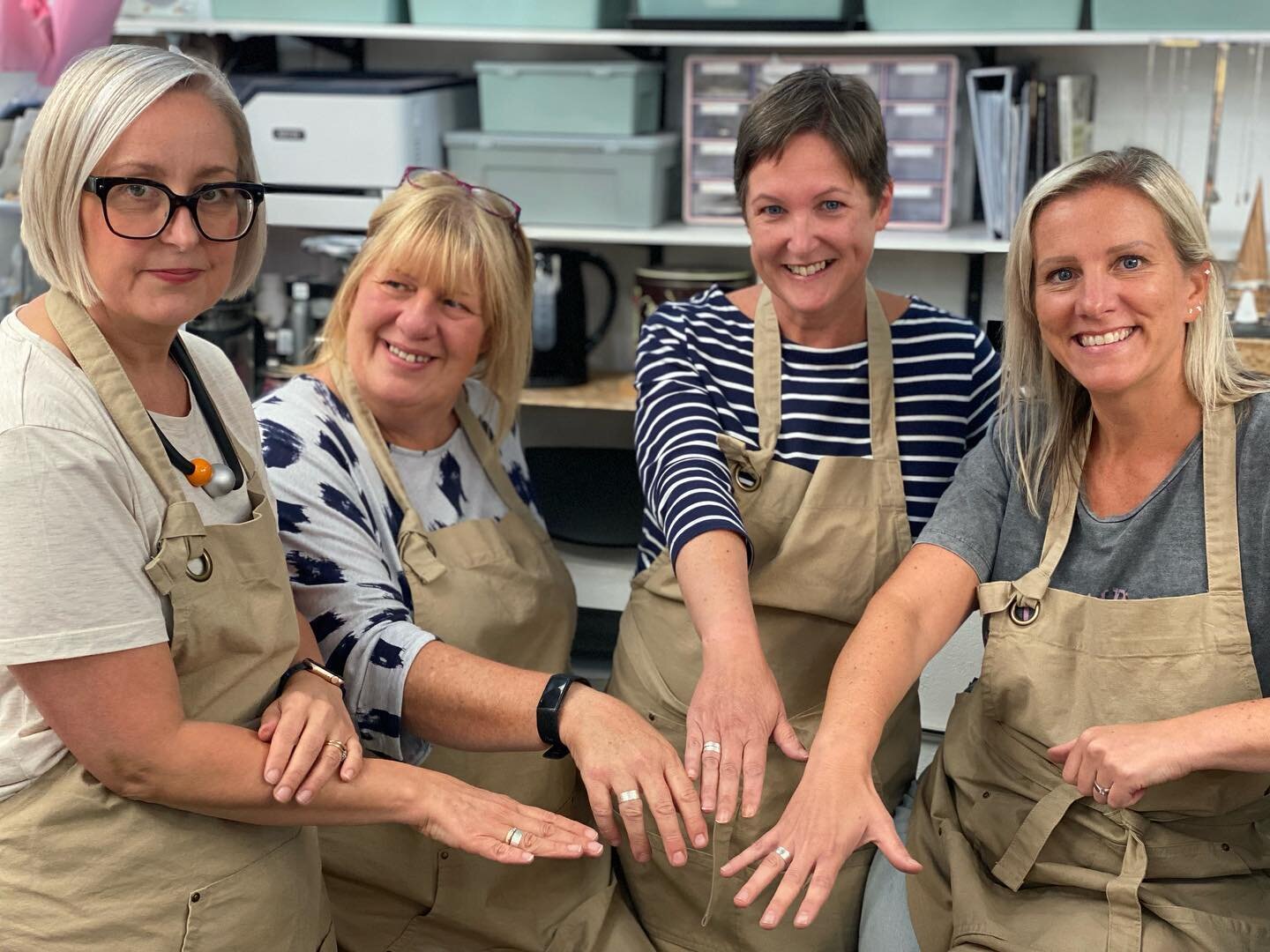 What a way to celebrate a 50th 🙌🏻 These lovely ladies came to see me at the weekend for a silver ring-making workshop. Lots of laughs and cups of coffee ☕️ and they all went home with a gorgeous personalised silver ring. Madrid Milfs, you are fabul