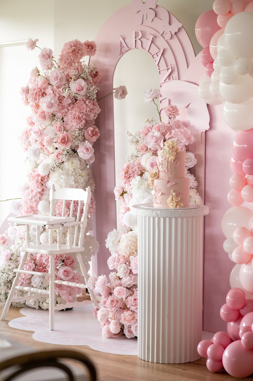AVI_7443Ariana Colour_websize.jpg