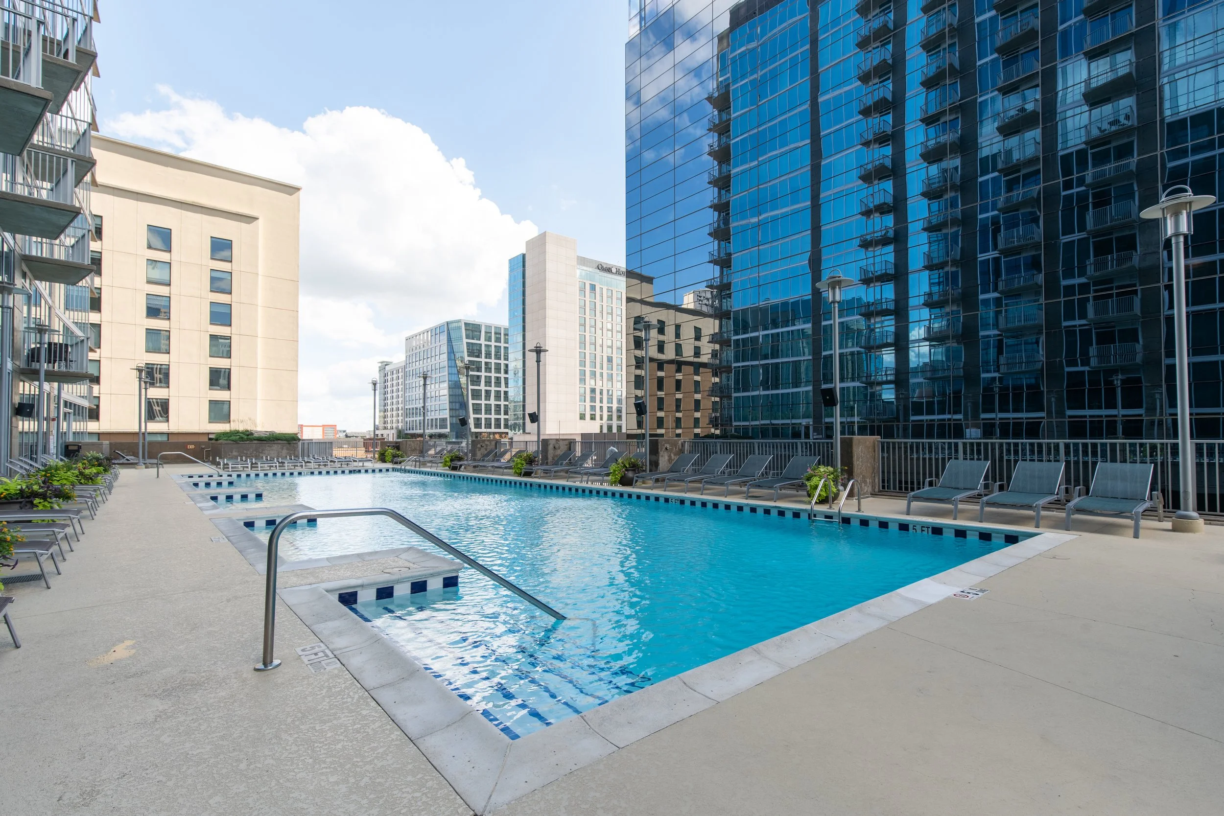 301 demonbreun_full size-34.jpg