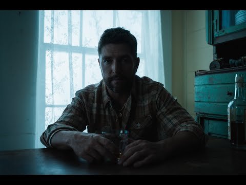 Chris Lane - "She's Got A Type" (Official Music Video)