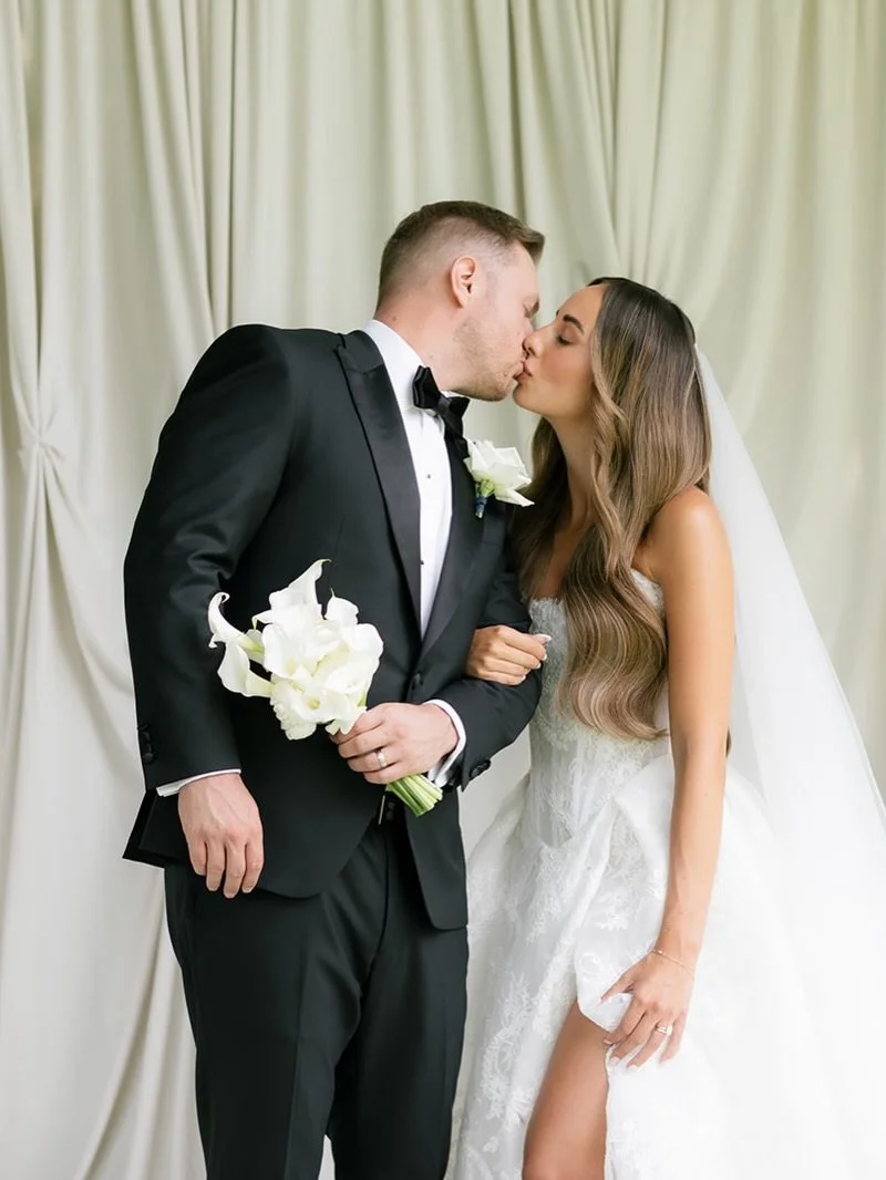 As seen in @wed_vibes today.

@mackenziemachart had style for days&mdash; from getting ready to her final dress change, she was absolutely stunning. 

Photographer: @meghanhemstra 
Florist: @jamstudio.ca 
Venue: @50thparallelwine 
Rentals: @perspecti
