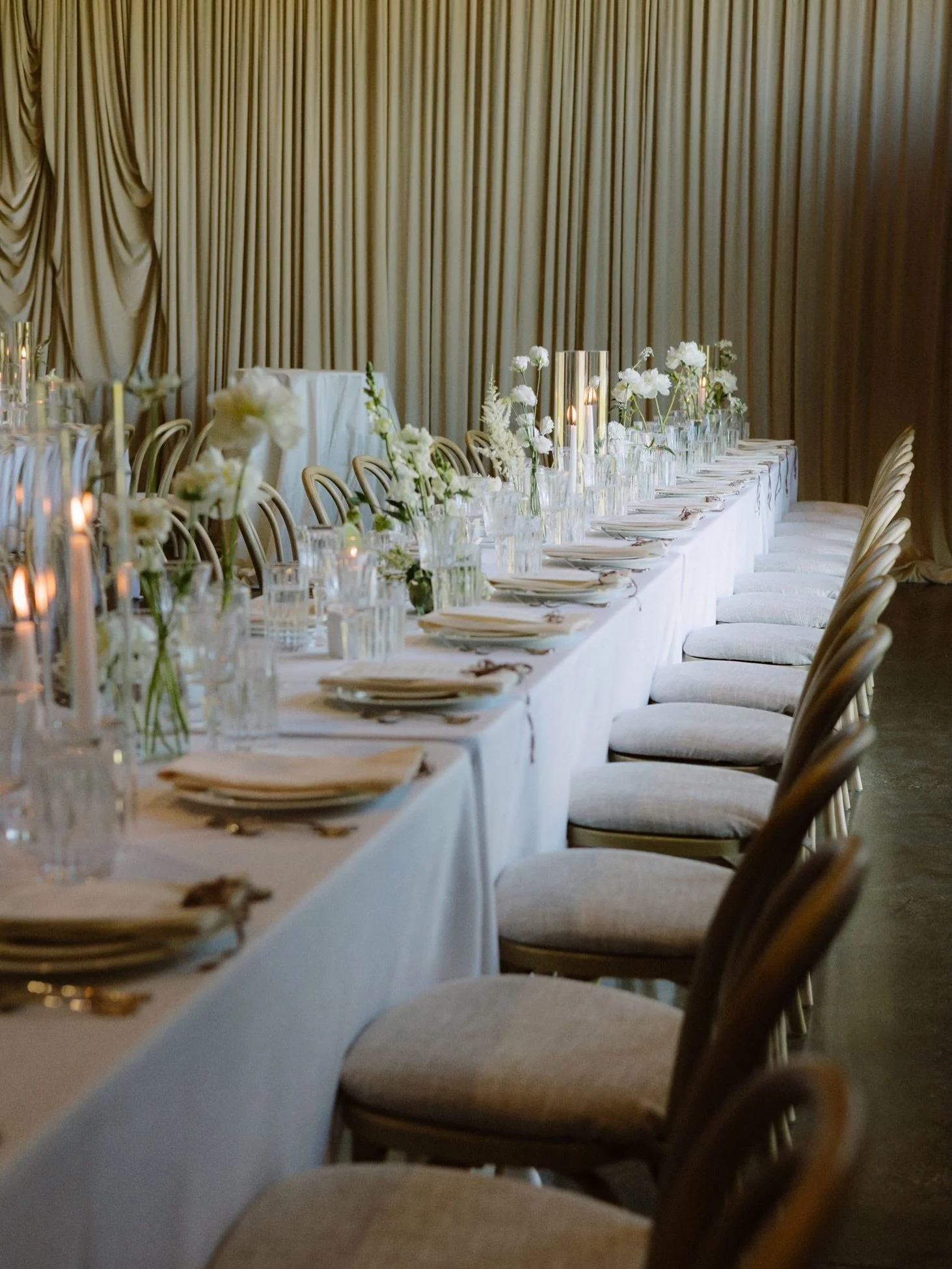 Abby &amp; Doug&rsquo;s wedding at @redbarnwines.