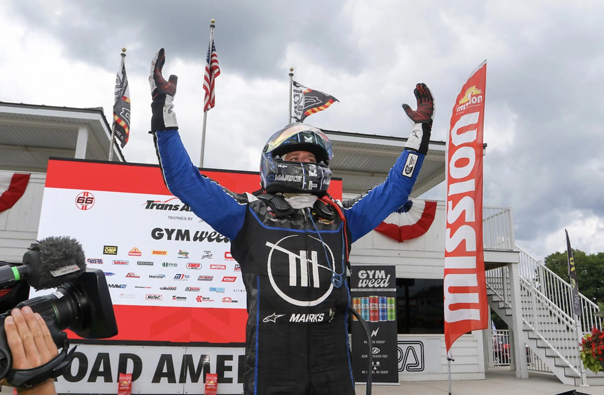 Marks makes it exciting at Road America