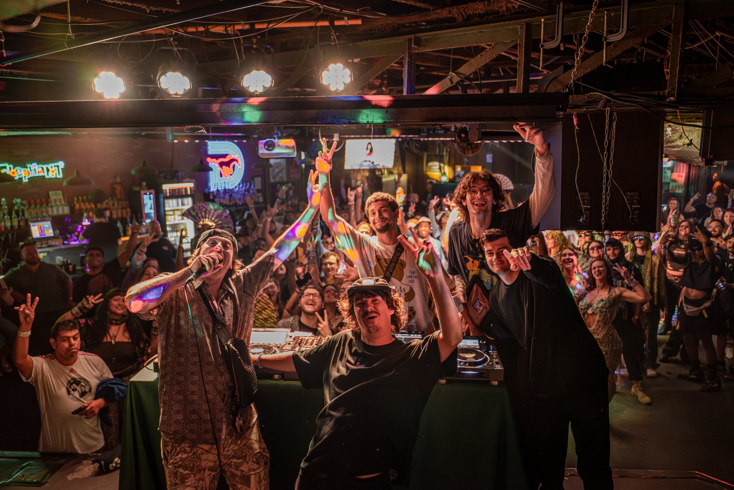 THE WATCHERS TOUR: DALLAS (FUTURA X)