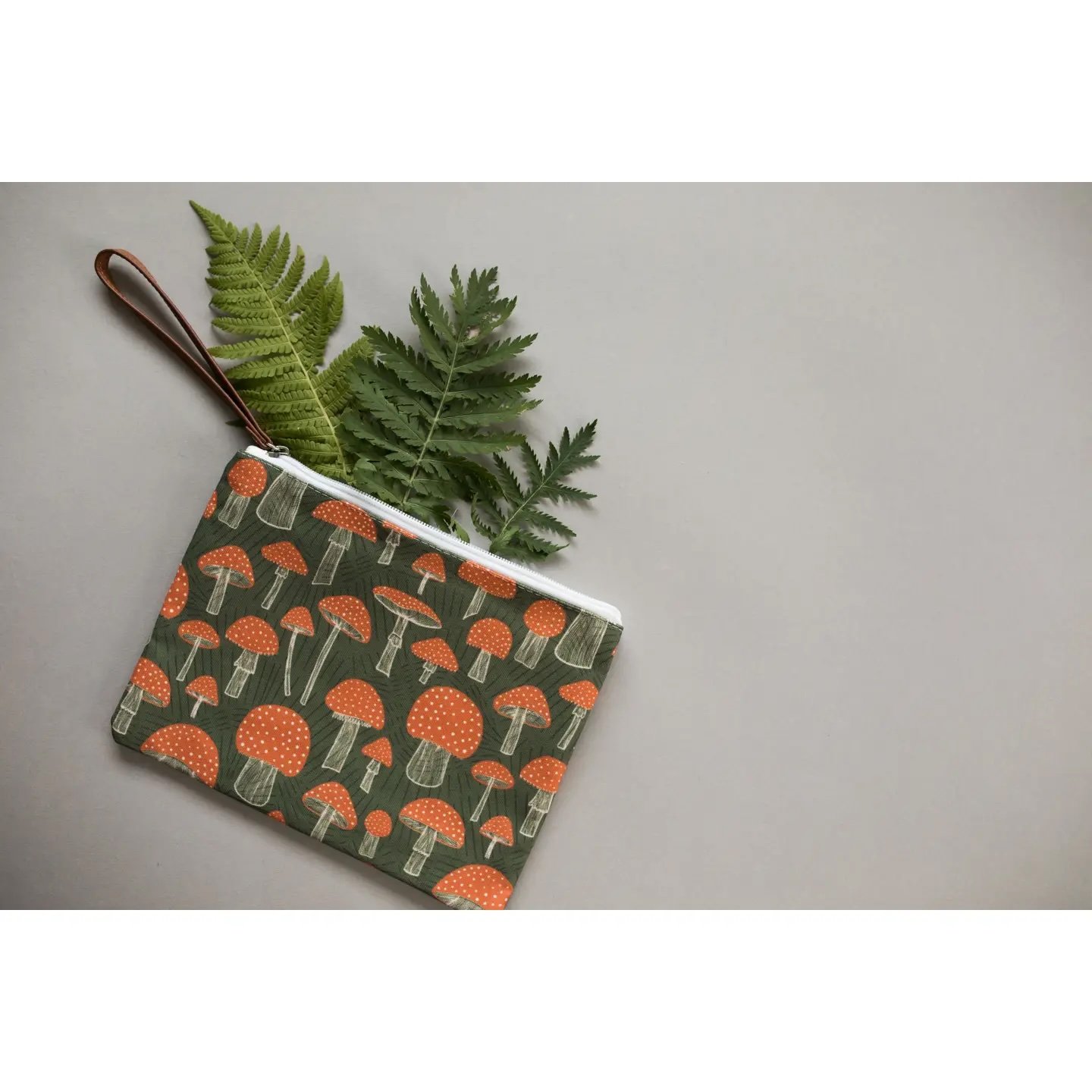 Mushroom Pouch.jpeg