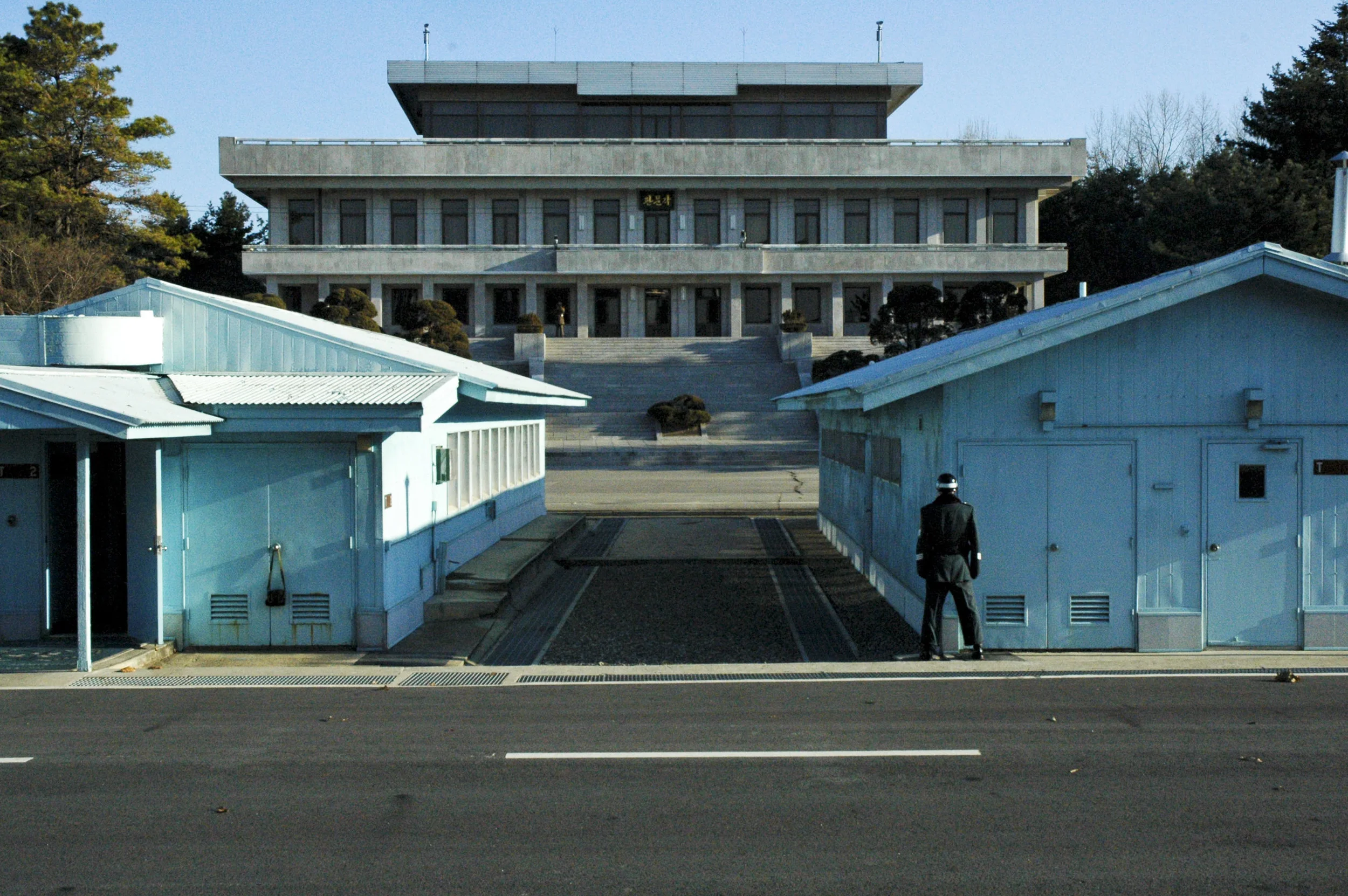 Korea9 Panmunjom .jpg