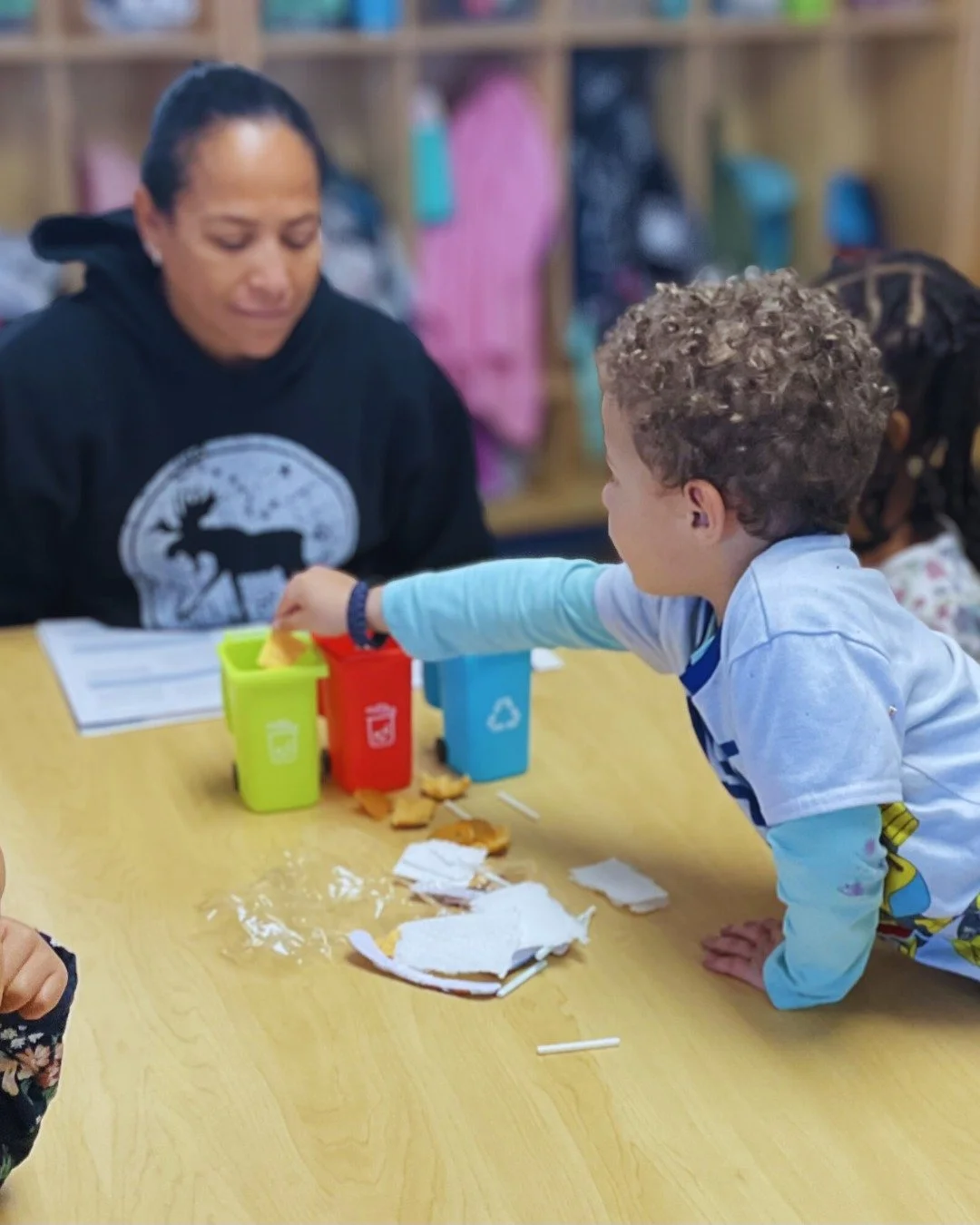 Little minds are busy at work! Today our students explored, experimented, and discovered through hands-on STEM learning. Watching curiosity turn into confidence is one of the best parts of our day. 💡✨
#EarlyLearning #STEMPreschool #CuriousMinds