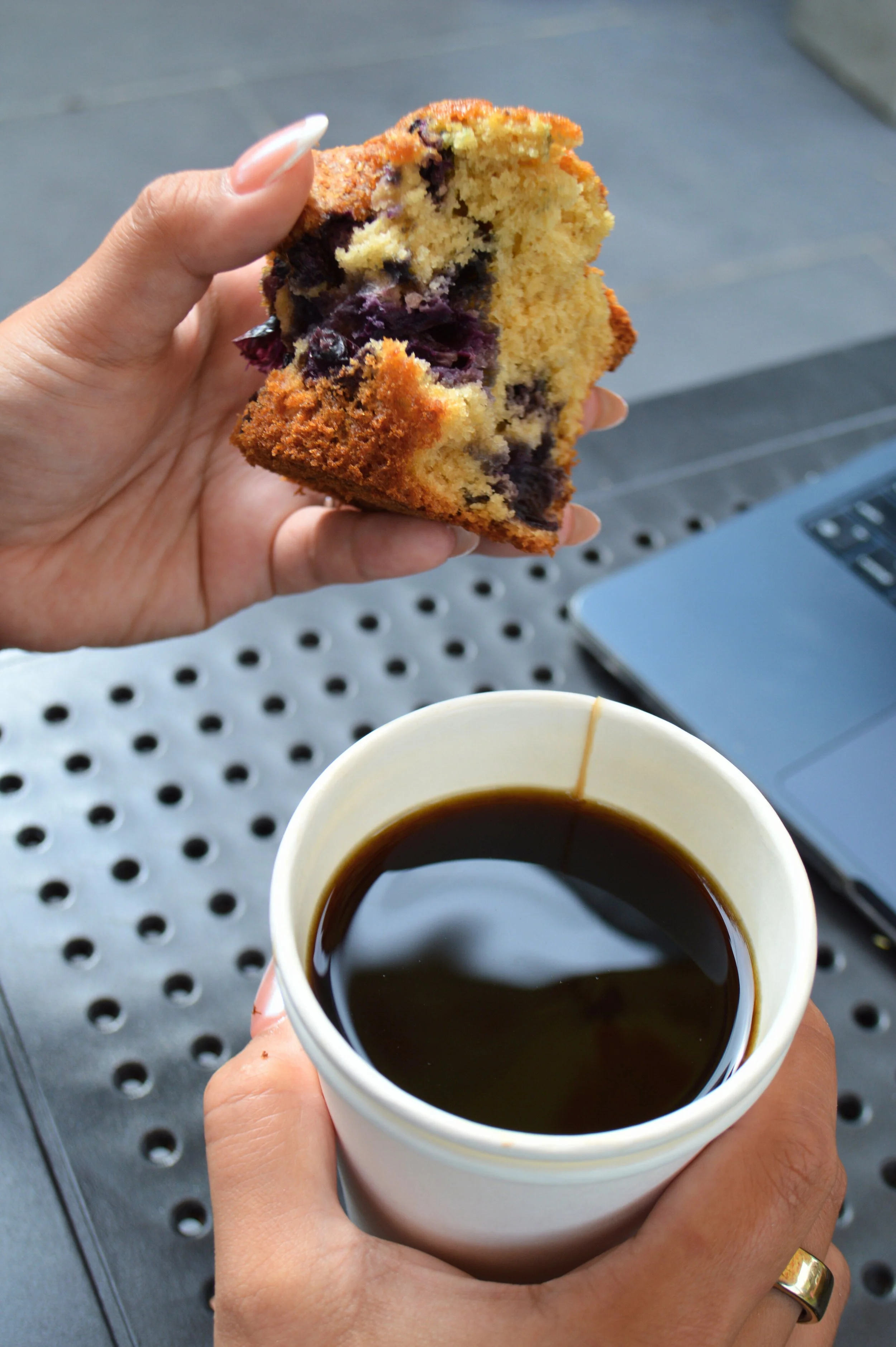 coffee&muffin.jpg