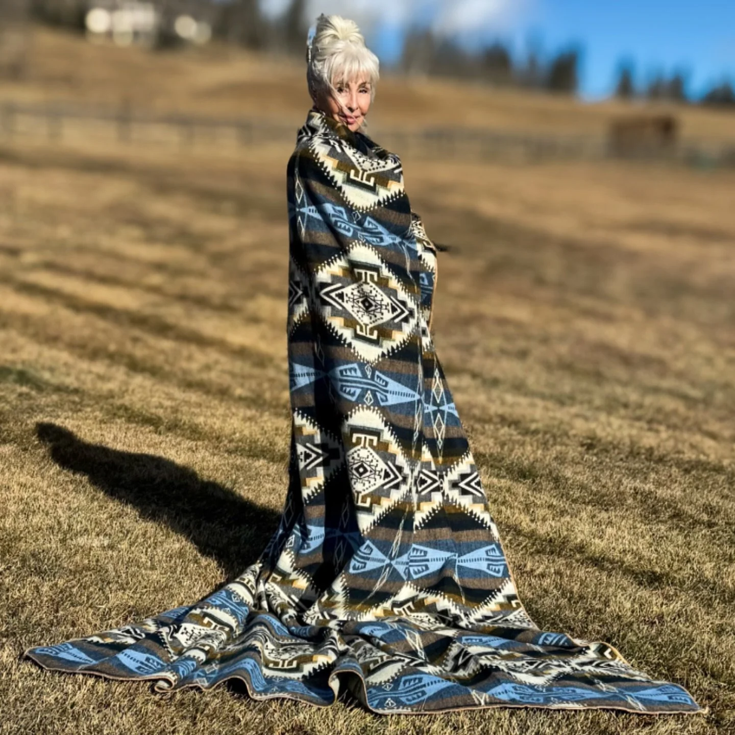 ✨ Wrapped in warmth and woven stories ✨

There&rsquo;s something timeless about mornings in the mountains &mdash; the crisp air, the golden light, and the quiet beauty that invites you to slow down and simply be. 💙

This king-size alpaca wool blanke