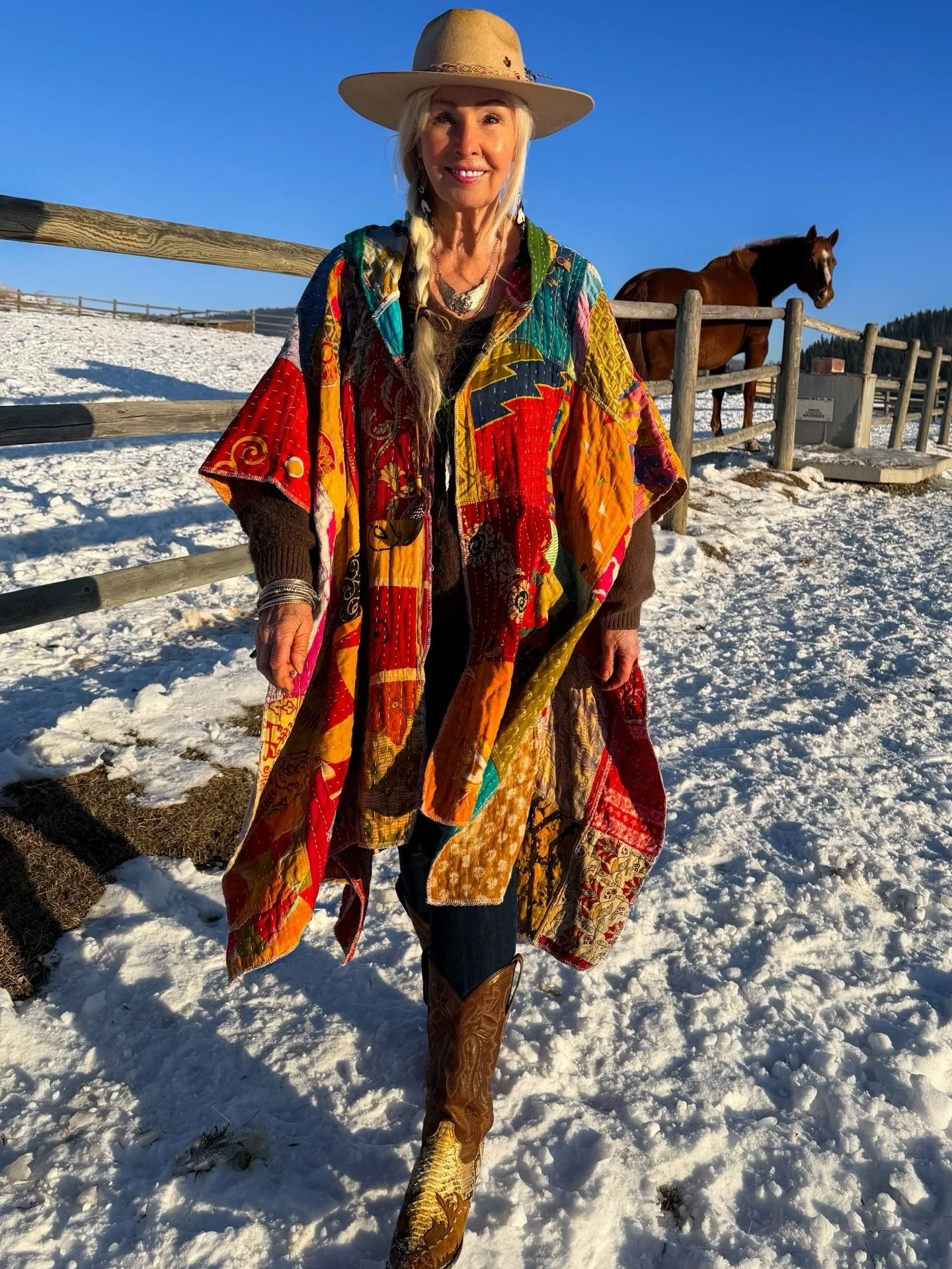 Wrapped in colour, standing strong in winter light.
Hand-stitched stories, worn with grace, where the prairie meets the wild.
Bohemia style &mdash; timeless, soulful, and beautifully untamed. ✨❄️🐎

#BohemiaStyle #BohoWestern #SlowFashion #WearableAr