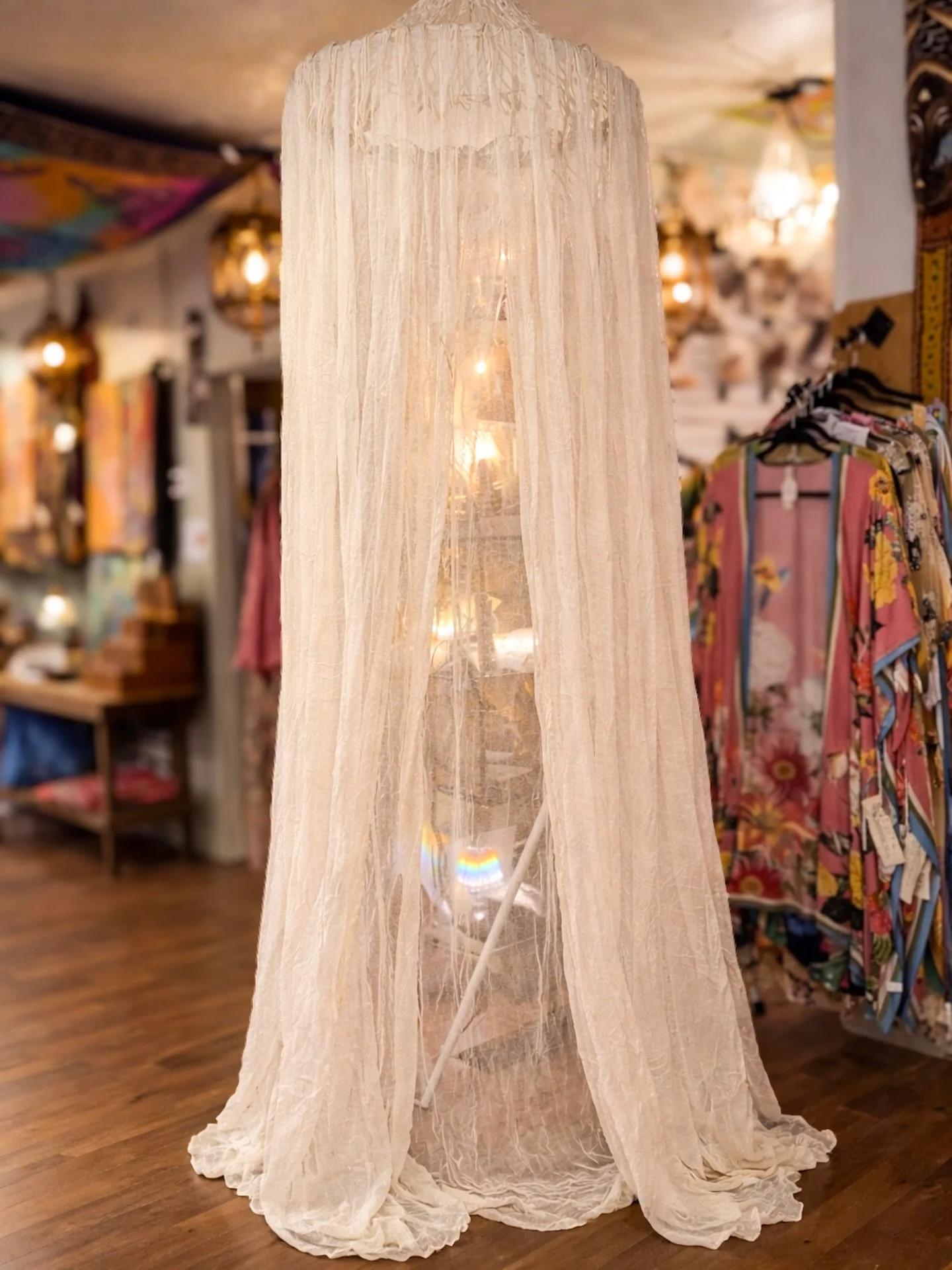 Pieces like this don&rsquo;t just light a room&hellip; they create a feeling. ✨

Soft, flowing layers with a warm glow that brings depth, calm, and that unmistakable Bohemia energy into your space.

Beautifully crafted in India, each one carries a se
