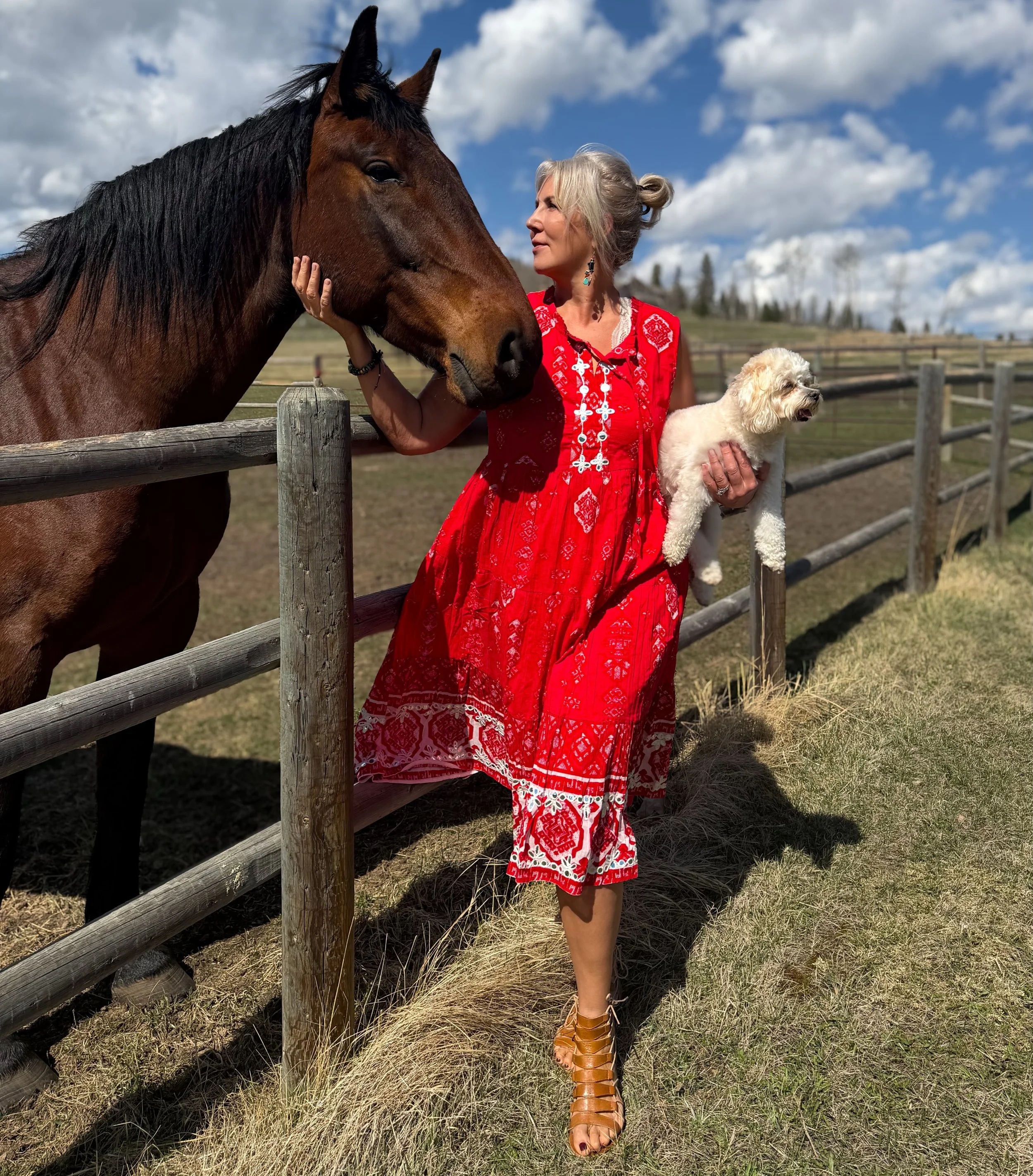 There&rsquo;s something about a dress that just feels right 🤍✨
Flowy, flattering, and designed to look beautiful on every body&mdash;made for days spent under open skies, whether you&rsquo;re out in nature or just soaking up a little sunshine ☀️🌾

