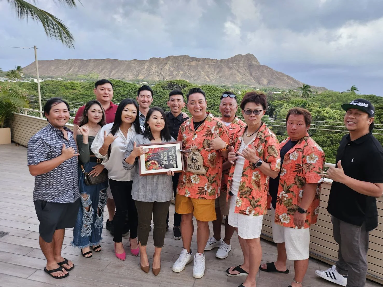 Together with visiting members from sister chapter JCI SakaiTakaishi at Deck in Waikīkī