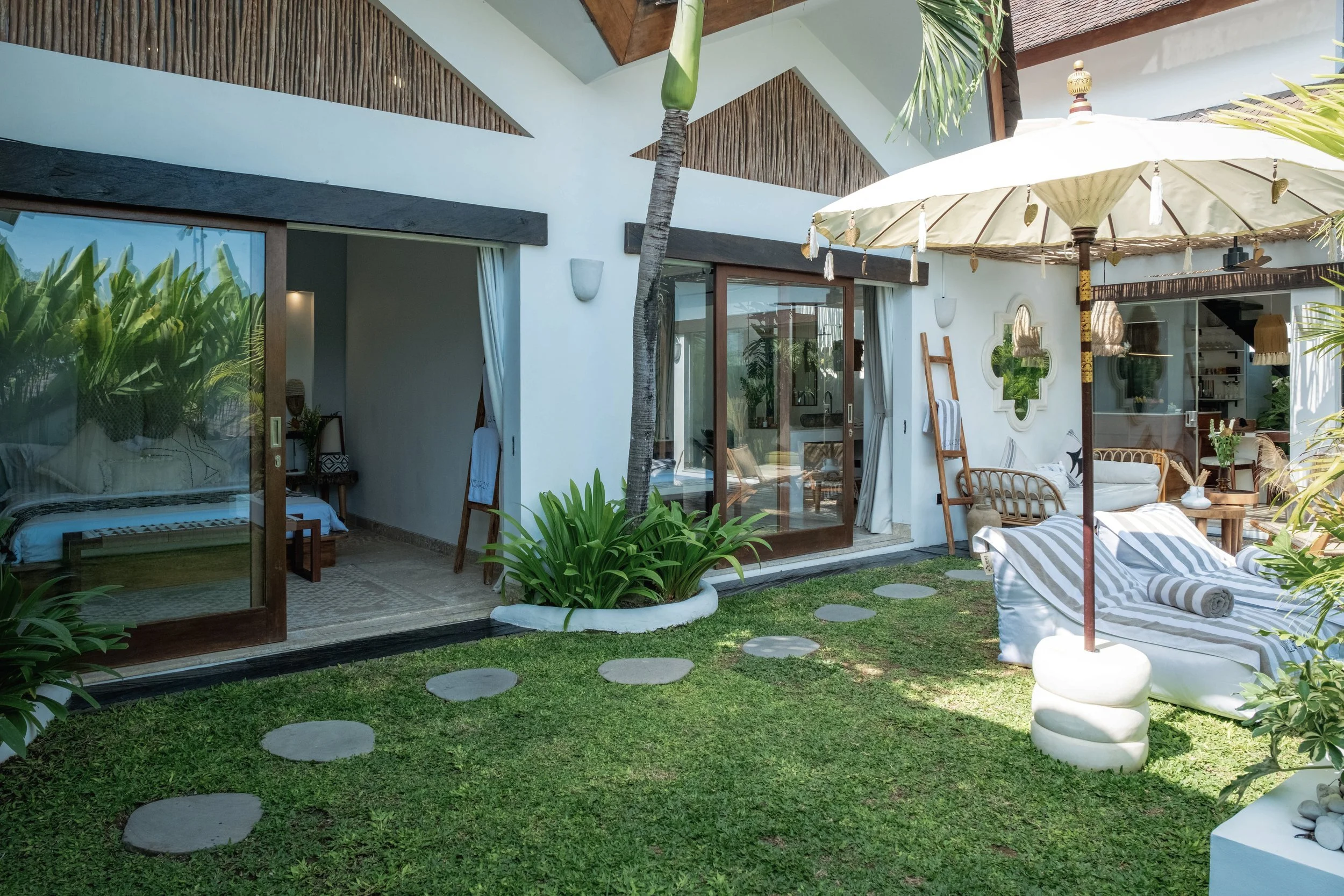 Villa+Ruby+-+Garden-3.jpg
