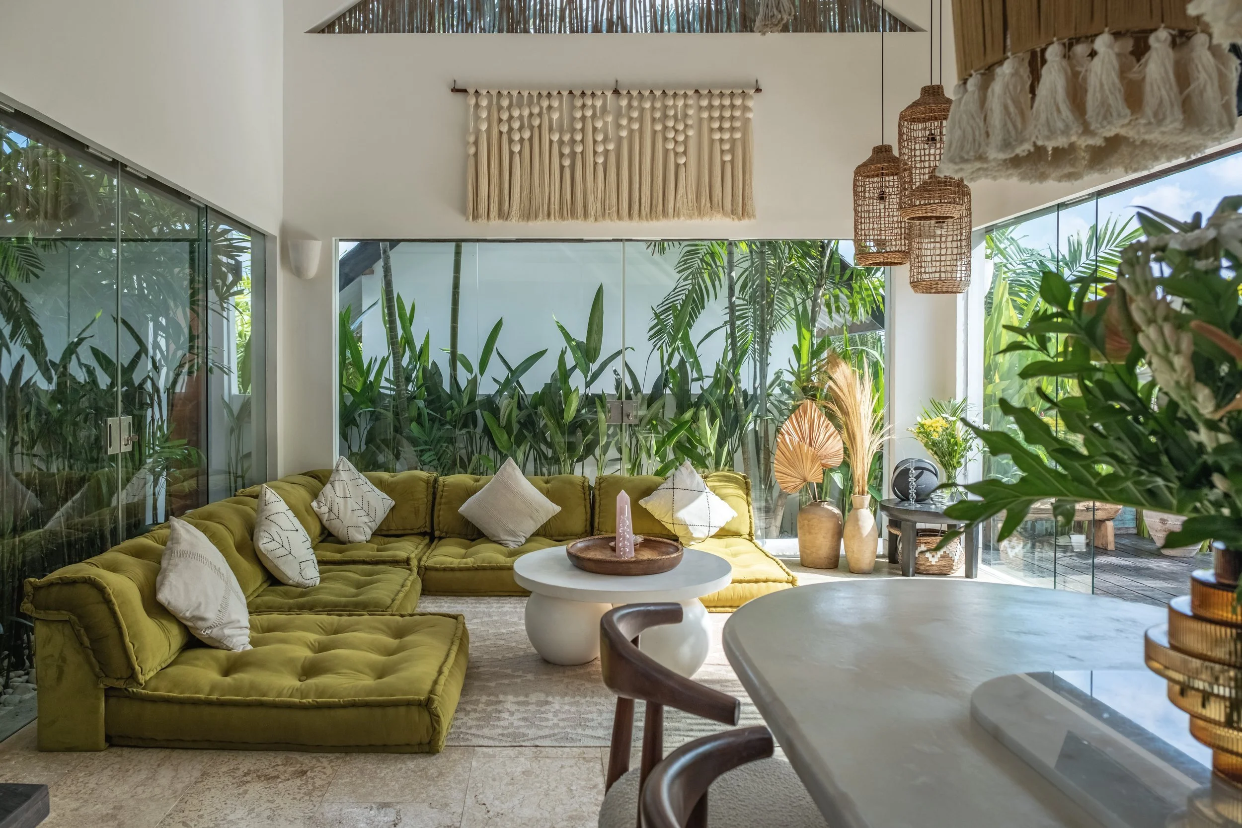 Villa+Ruby+-+Living+Room-1.jpg