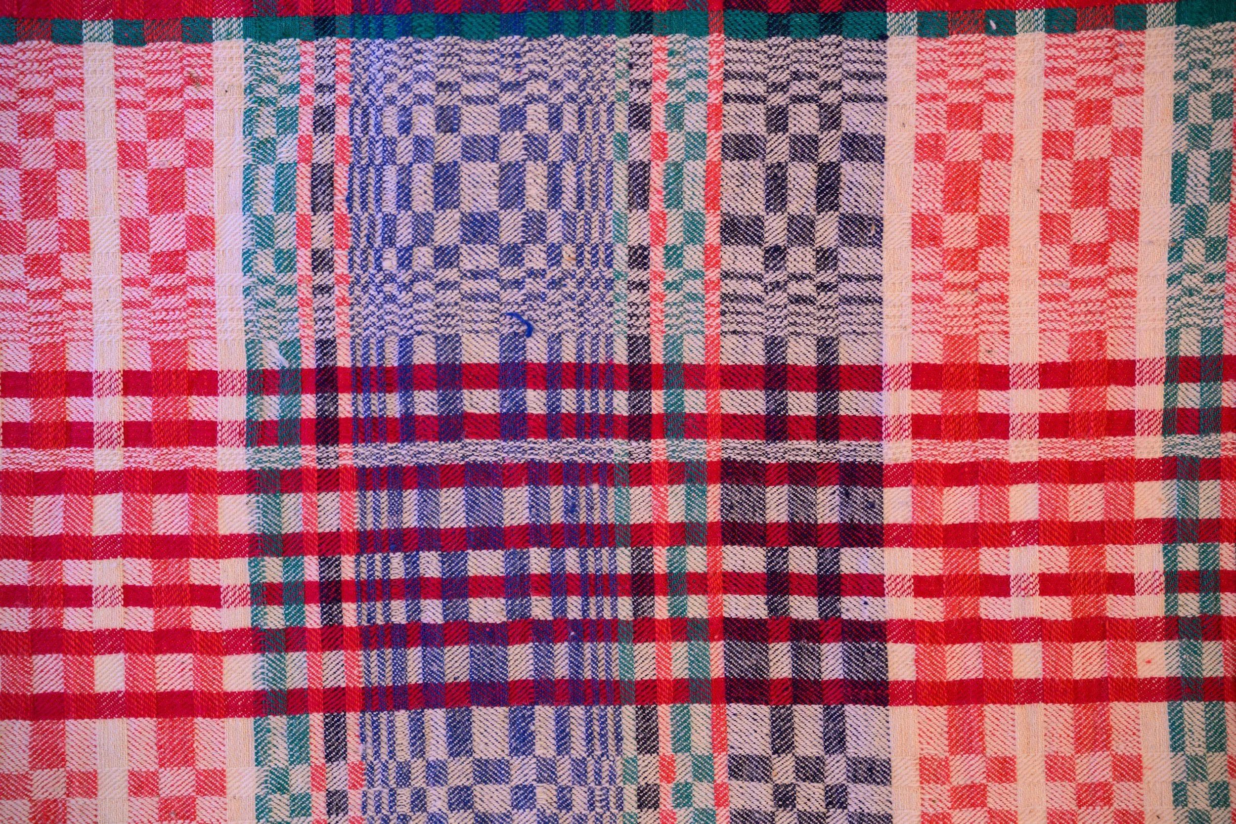 Different color thread woven together. Skilled use of mindfulness practices weave together to reduce anxiety and stress.  Find expert guidance from a Maryland anxiety therapist, specialized in mindfulness based therapy.  Based in College Park, MD.