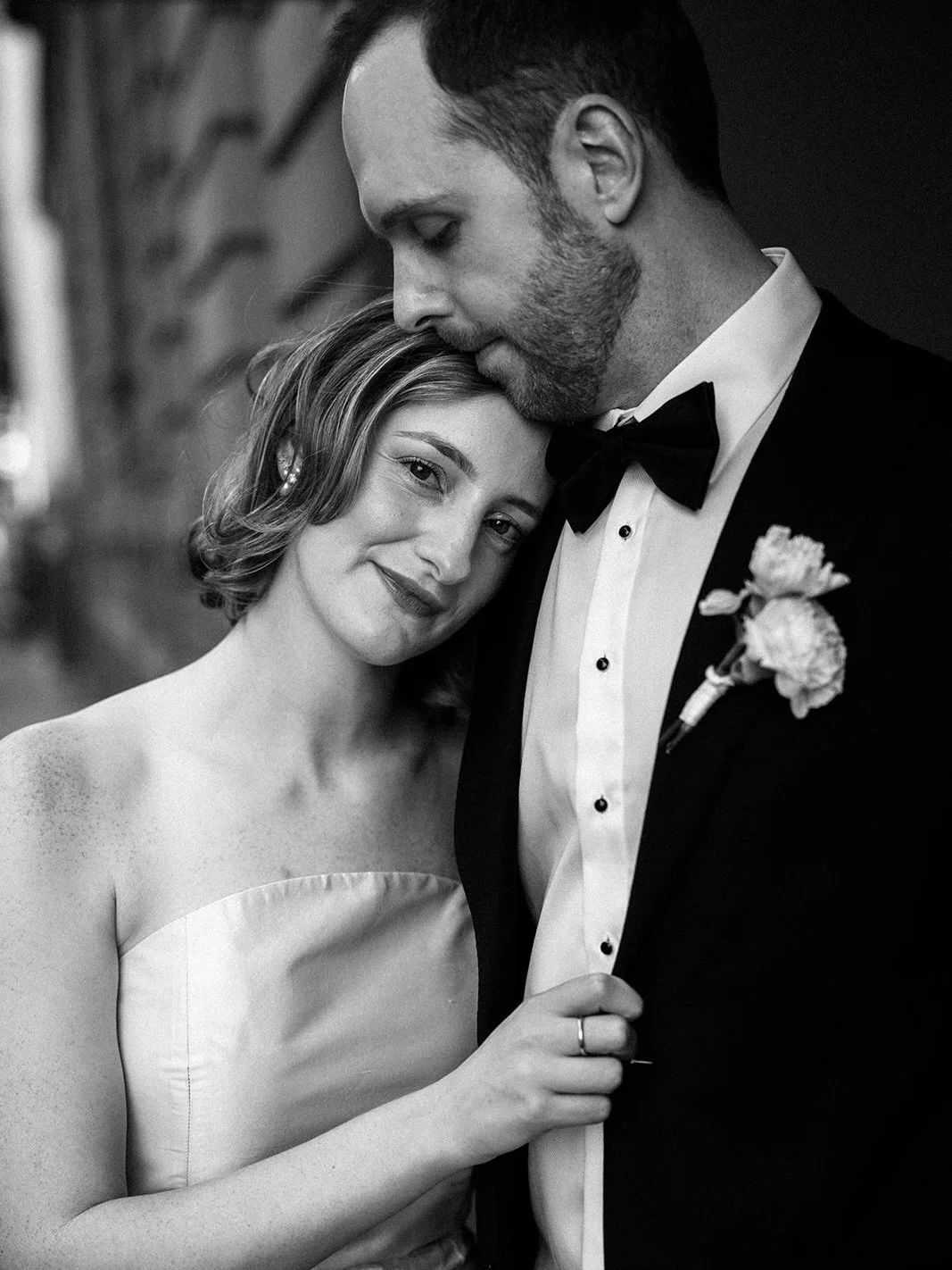 Babes on my edit screen today 💕 

Ceremony @vicmarriageregistry 
Dress @van.der.kooij 
Florals @theroadstall 
Photography @elsacampbellphotography for @finderseekerphotography

#melbourneelopement #registrywedding #finderseekerphotography #melbourne