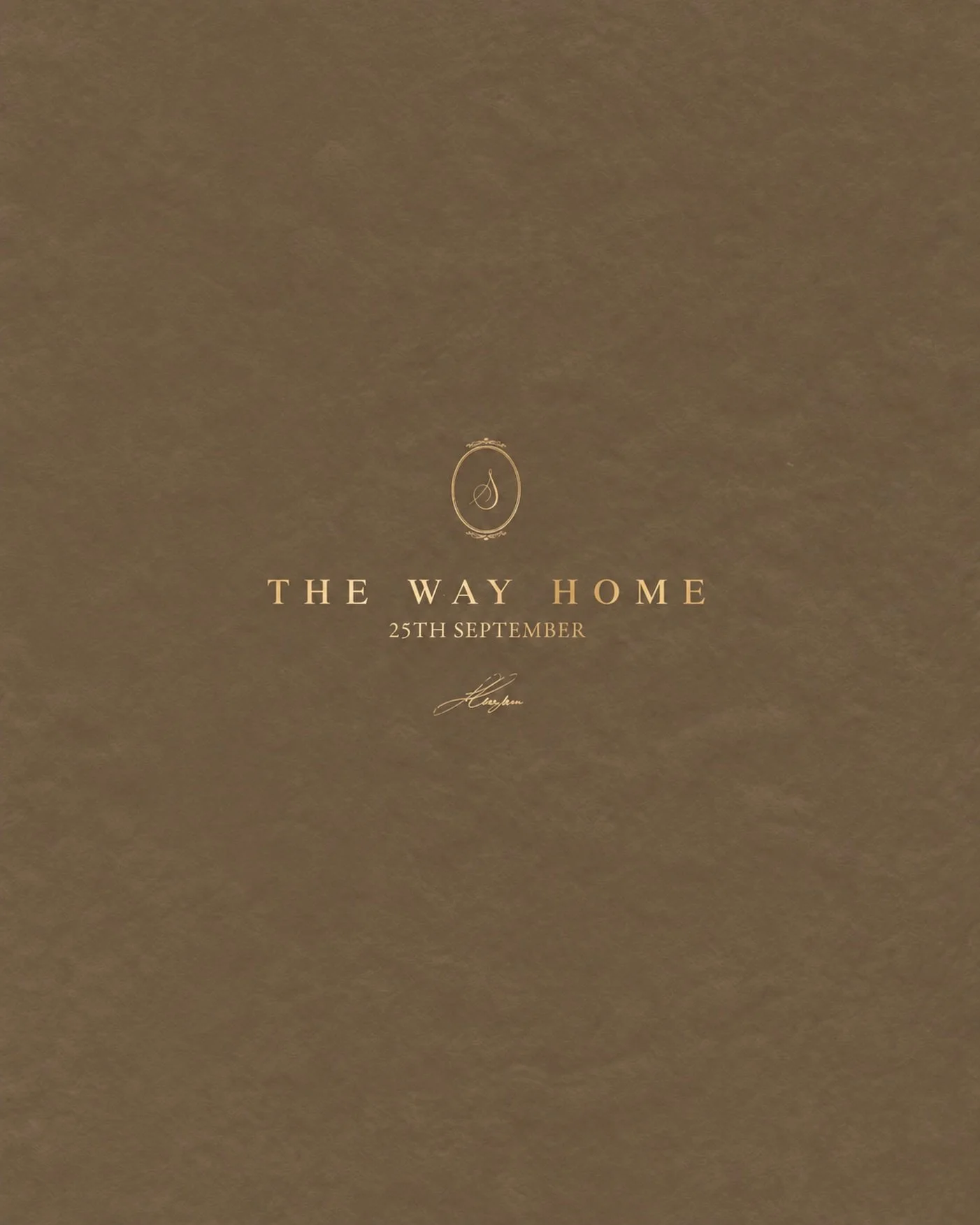 The Way Home opens this evening.

A collection of autumn landscapes, familiar paths and the pull of returning to yourself. 

I have loved making this one, and in just a few hours it will finally be yours to see in full.

Launching today, 25th Septemb