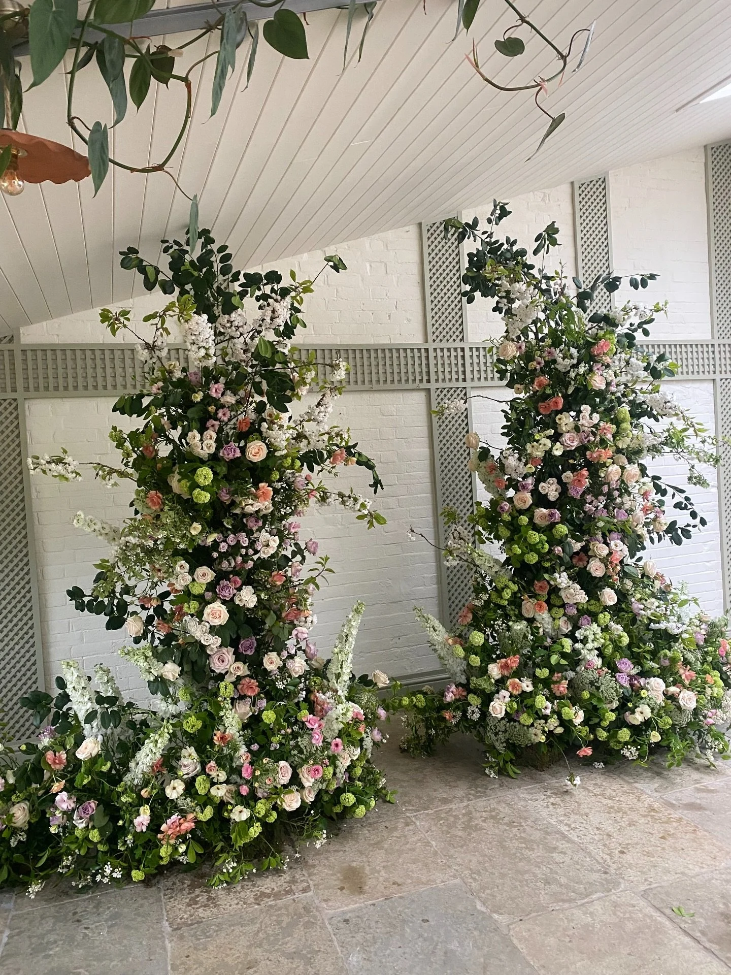 What kind of flowers can you expect from an April wedding? 

This kind!
Butterfly ranunculus, blossom,  vibernam, scented lilac, garden roses, delphiniums- 
There is so much loveliness to decorate your wedding. 
Sometimes I think it&rsquo;s a month c