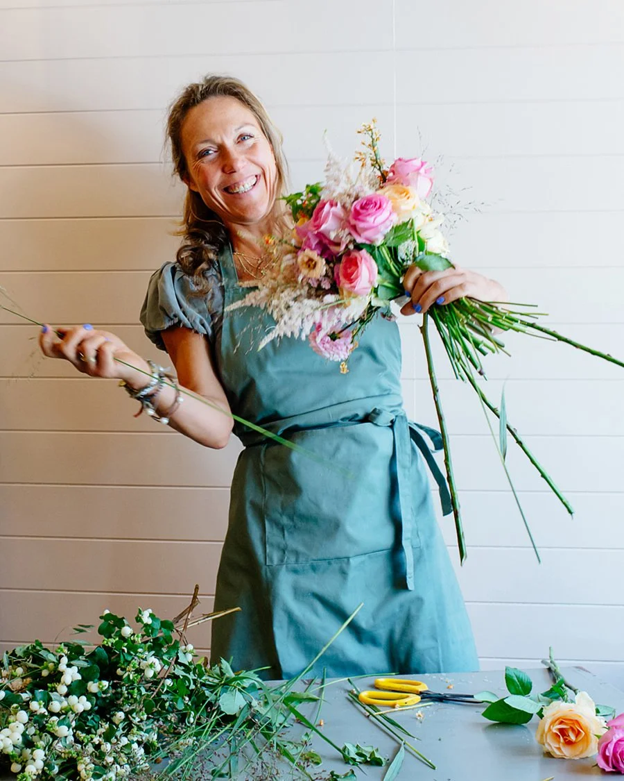 Spring Hand-Tie Bouquet - Wednesday 15th April - 5.30pm - 7.00pm